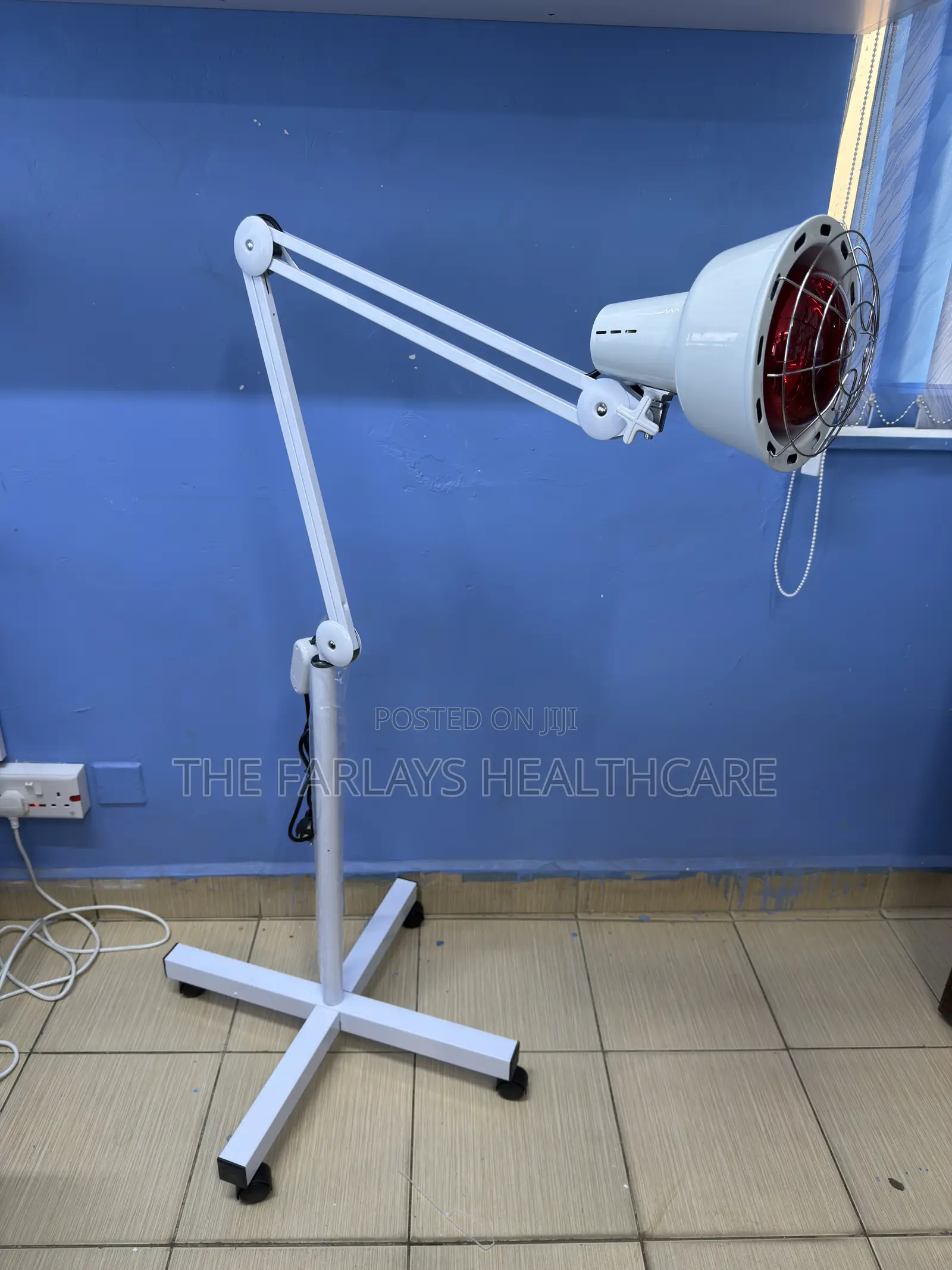 Infrared Therapy Lamp / Irr Light With Stand