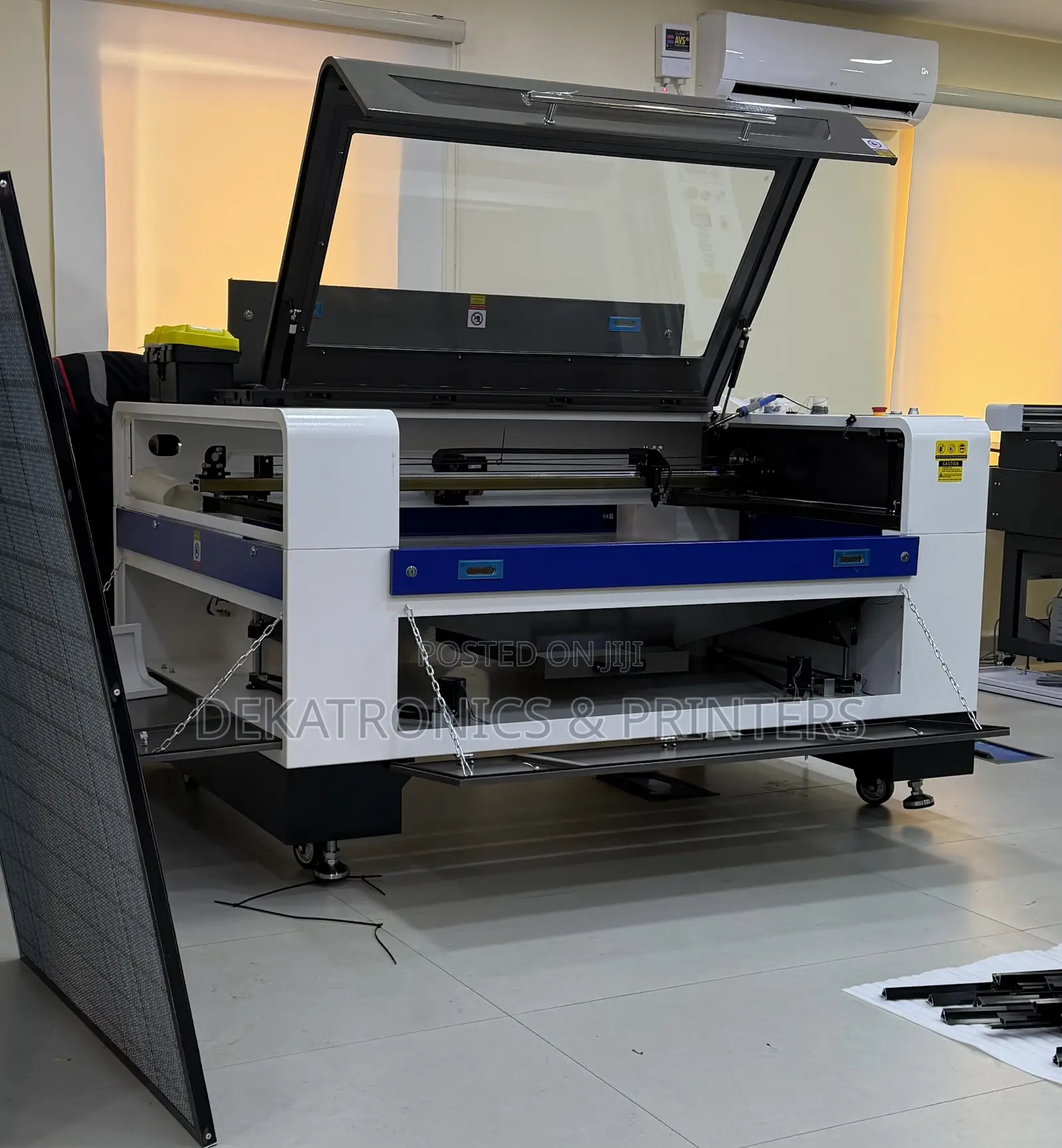 130cm X 90cm Co2 Laser and Engraving Cutting Machine