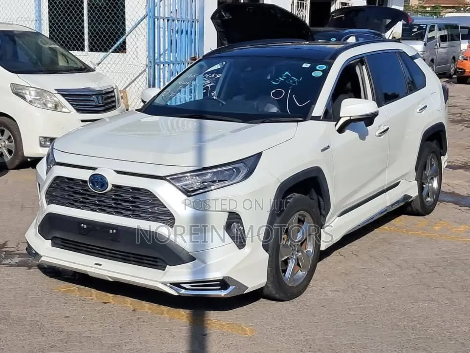Toyota RAV4 2020 White
