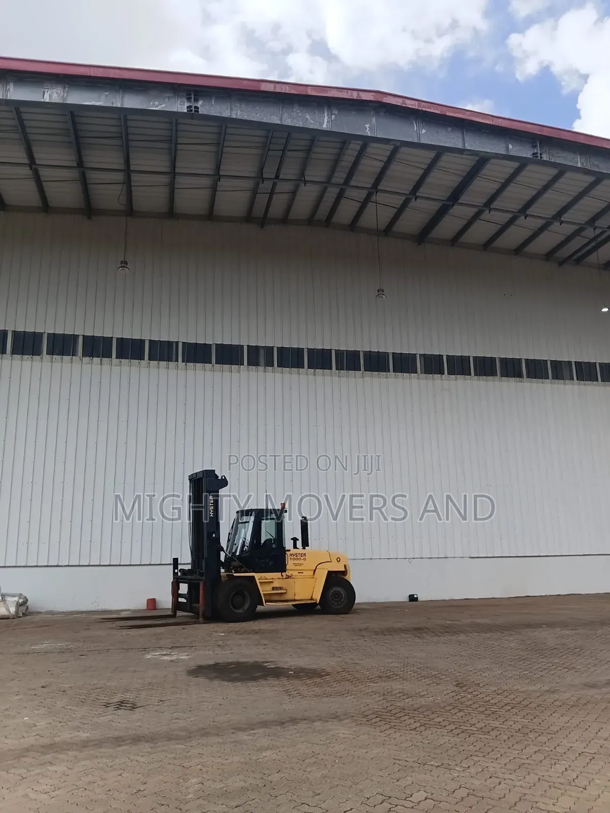Errands Forklift for Hoisting Are Available