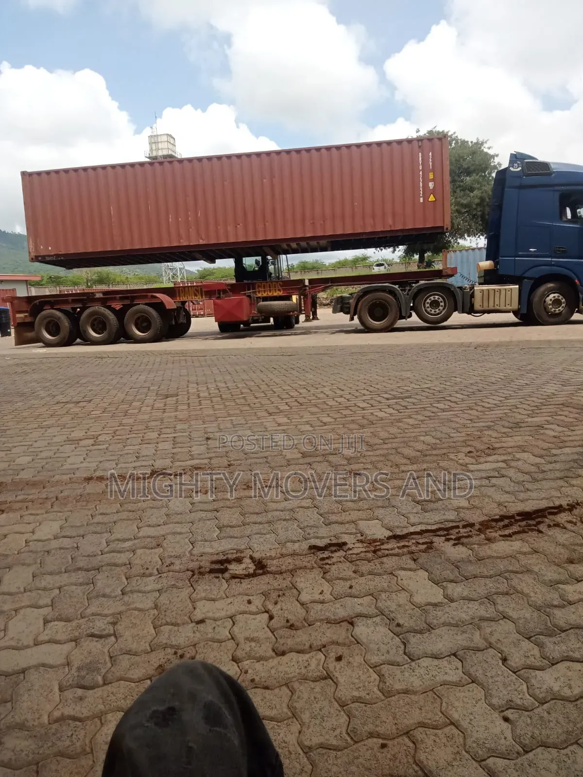 Flat Bed Trailers Are Ready for Logistics