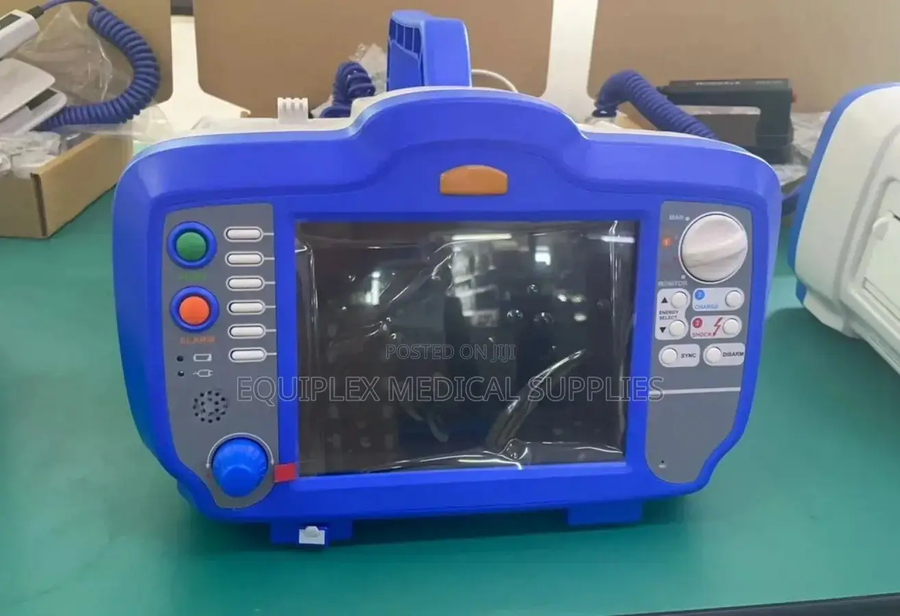 New Defibrillator Monitor Machine