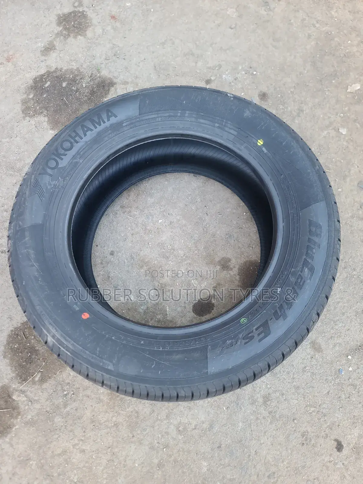 225 /55 R16 Yokohama Tyres 95 v Bluearth -Es