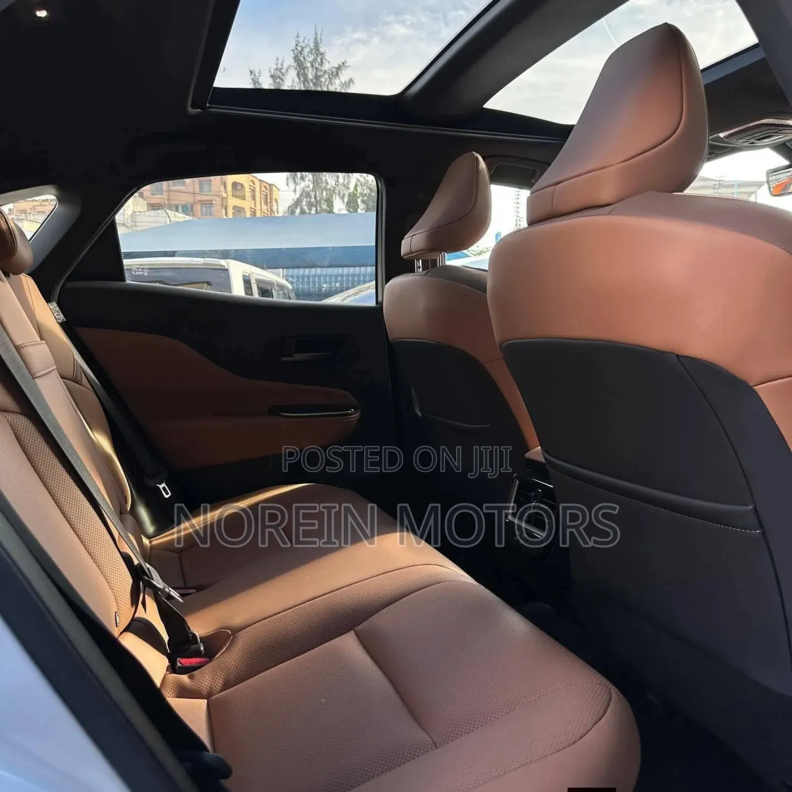 Toyota Crown 2024 White
