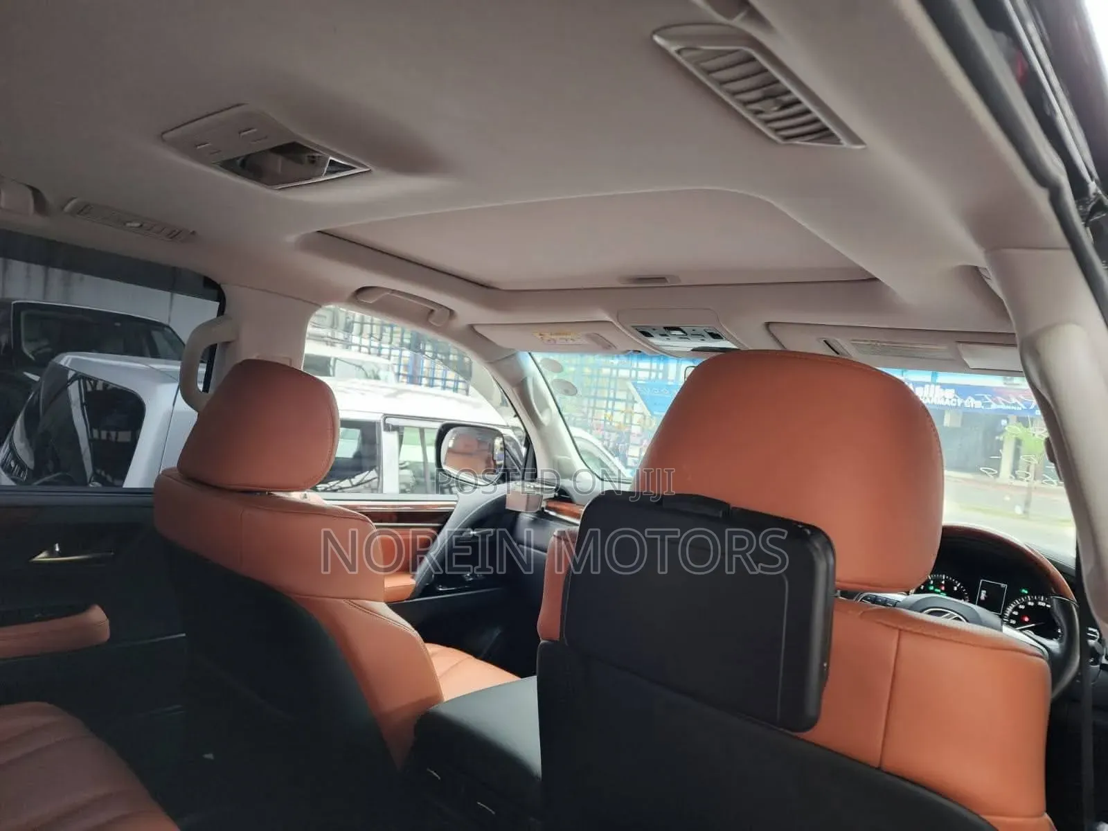 Lexus LX 2018 Black