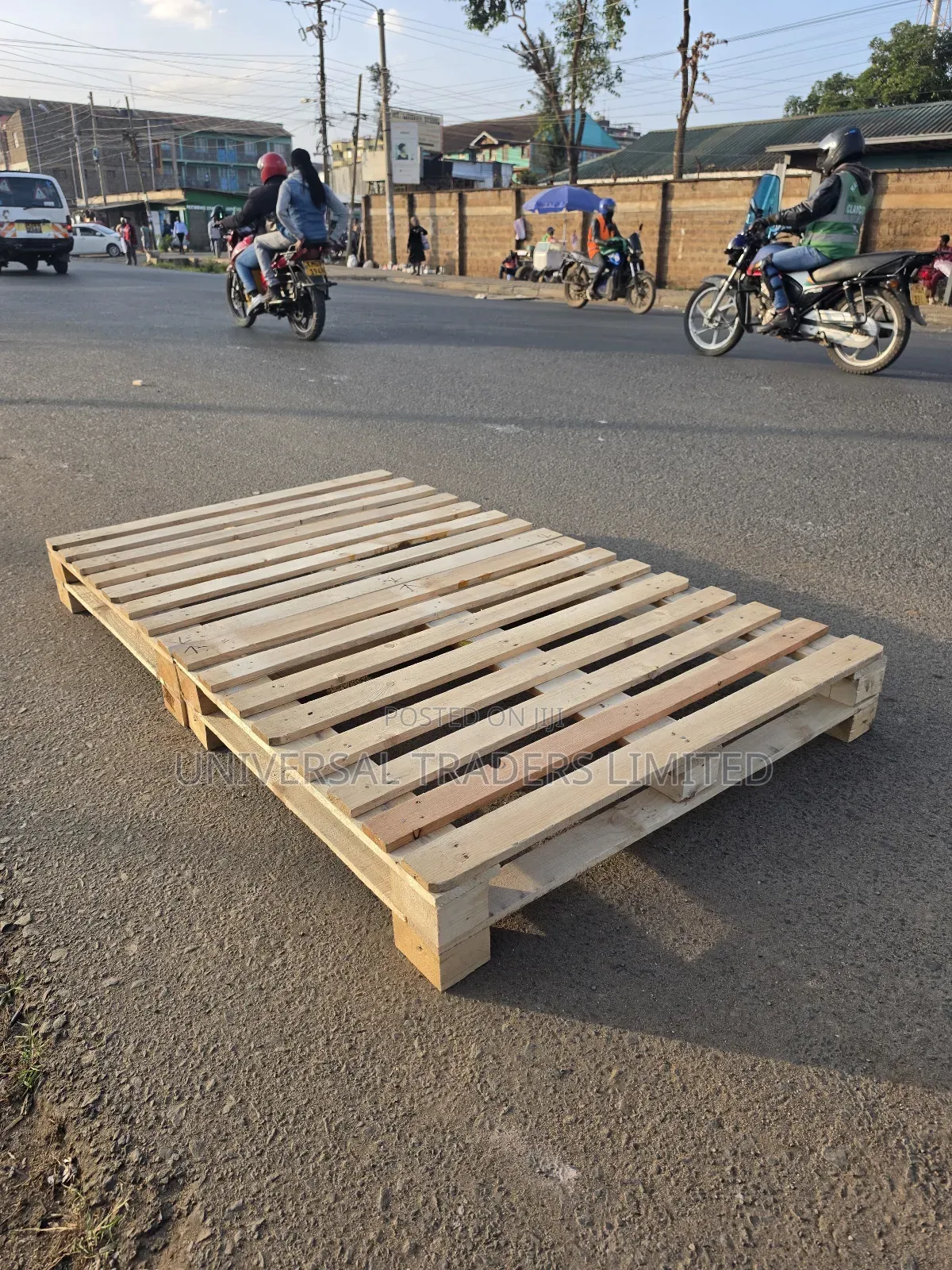 4×6 Modern Detachable Pallet Bed-Clean Finish. 04