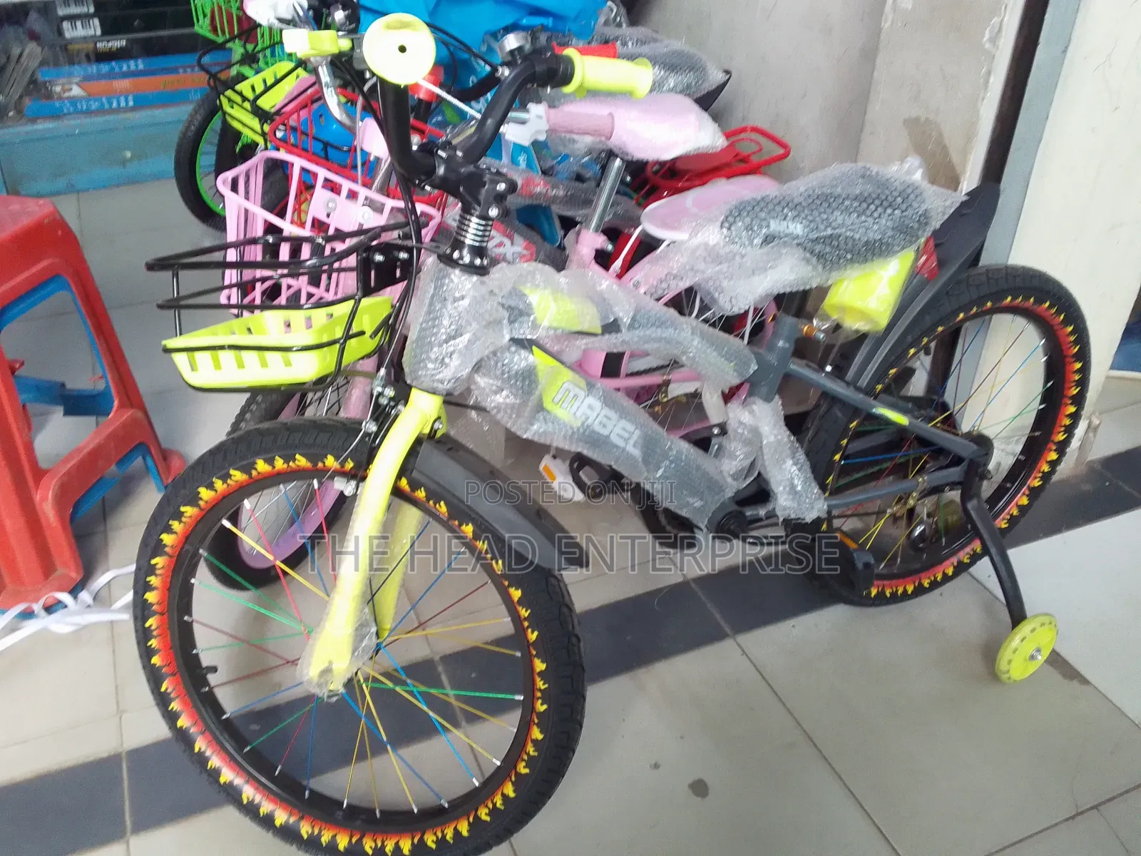 Bike Size 20 Bike// Yellow/Grey Brand New