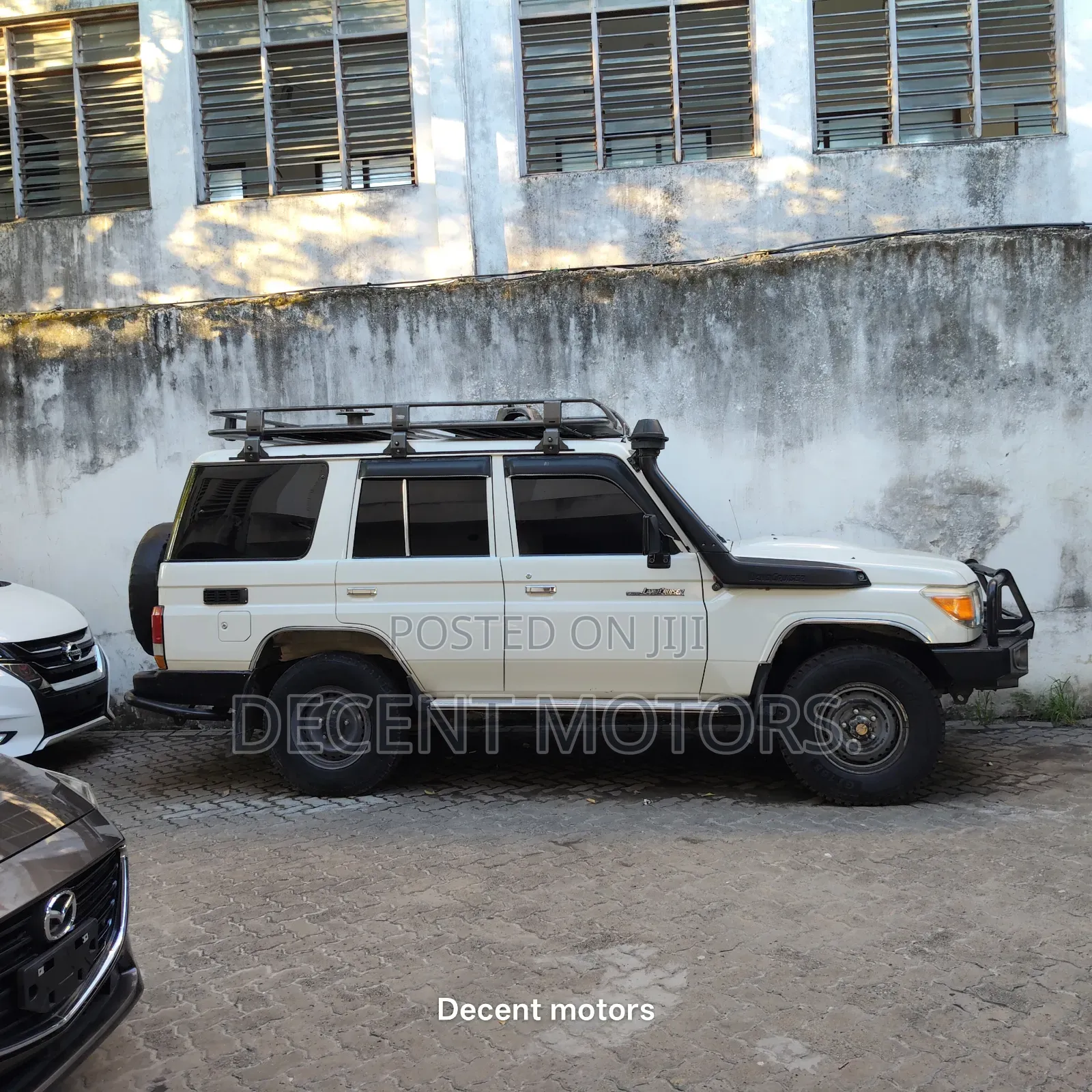 Toyota Land Cruiser 2019 White