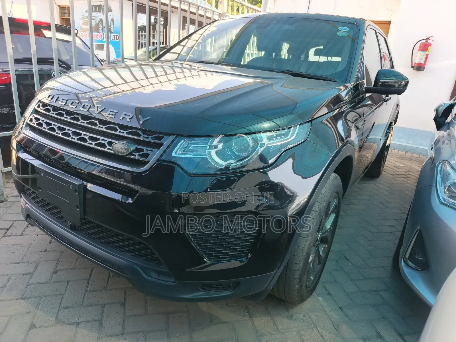 Land Rover Discovery Sport HSE 2019 Black