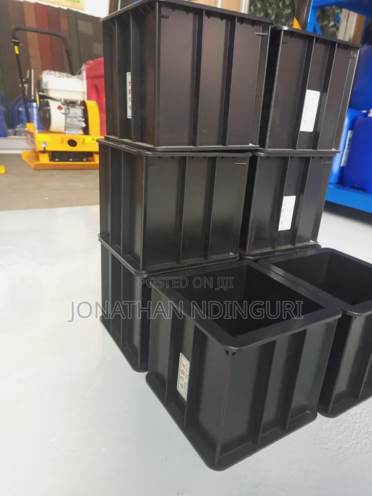 Heavy-duty Plastic Cube Mould