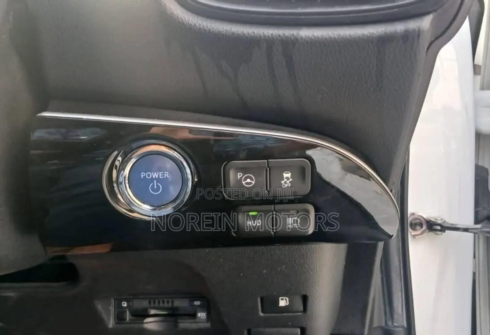 Toyota Prius 2017 Pearl