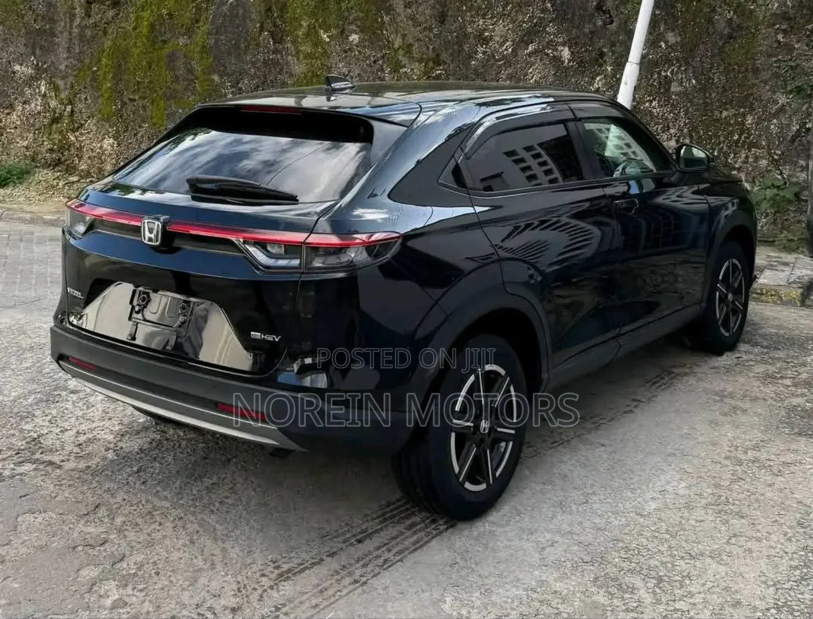 Honda Vezel 2021 Matt Black