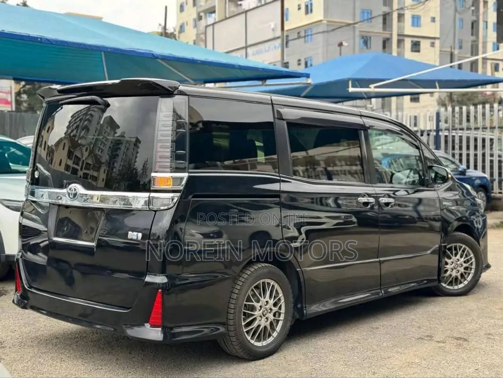 Toyota Voxy 2018 Matt Black