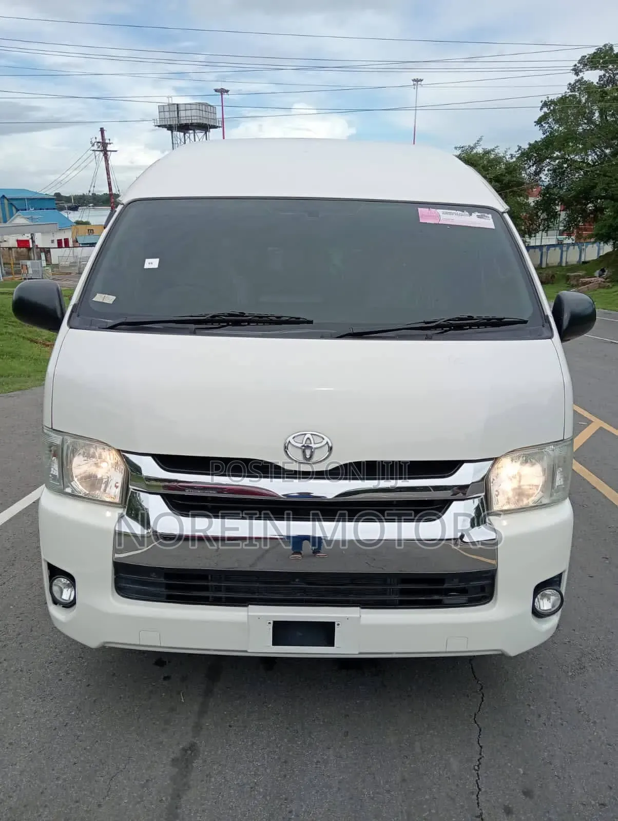 Toyota Granace 2020 White