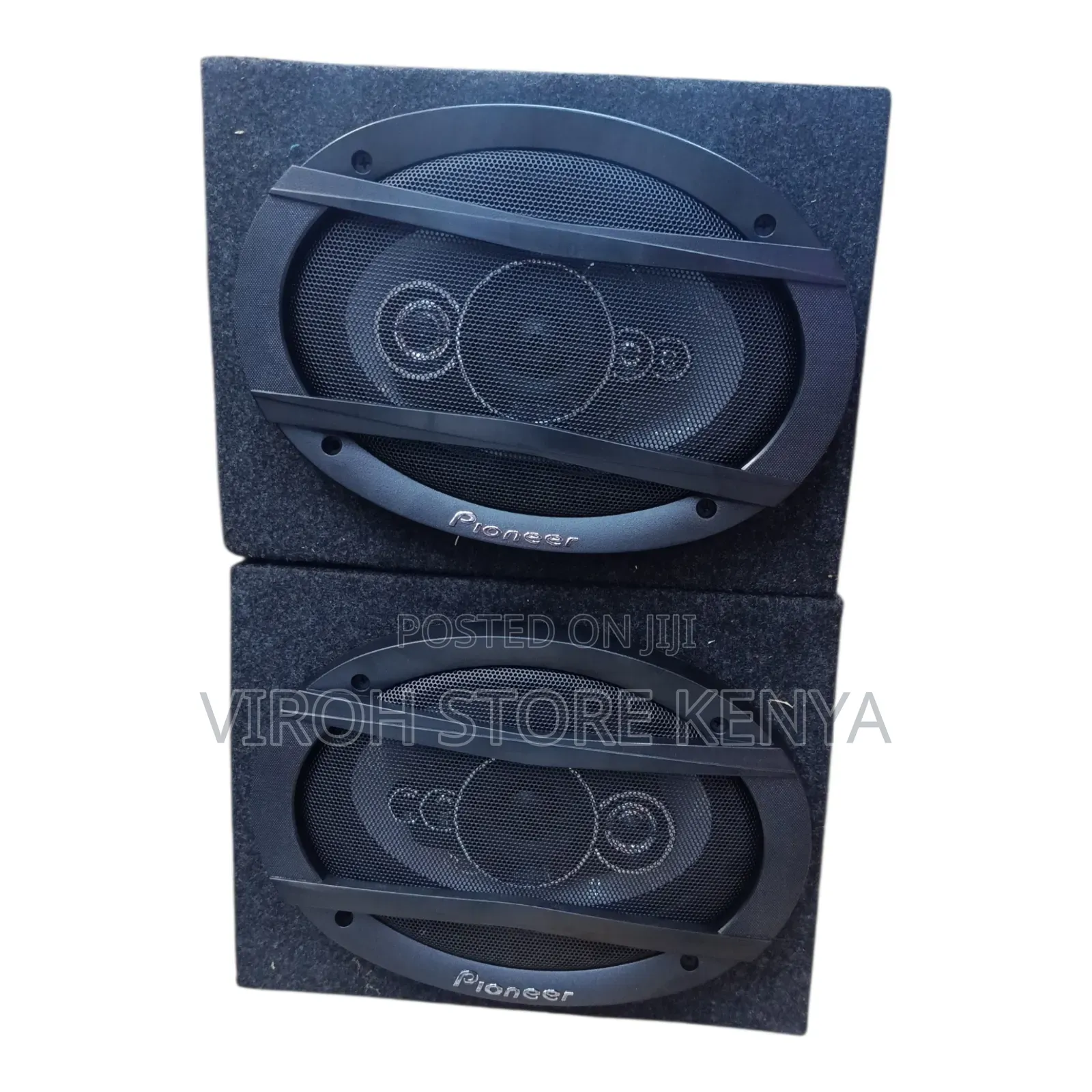 Pioneer Midrange Speakers With Speaker Cabinet