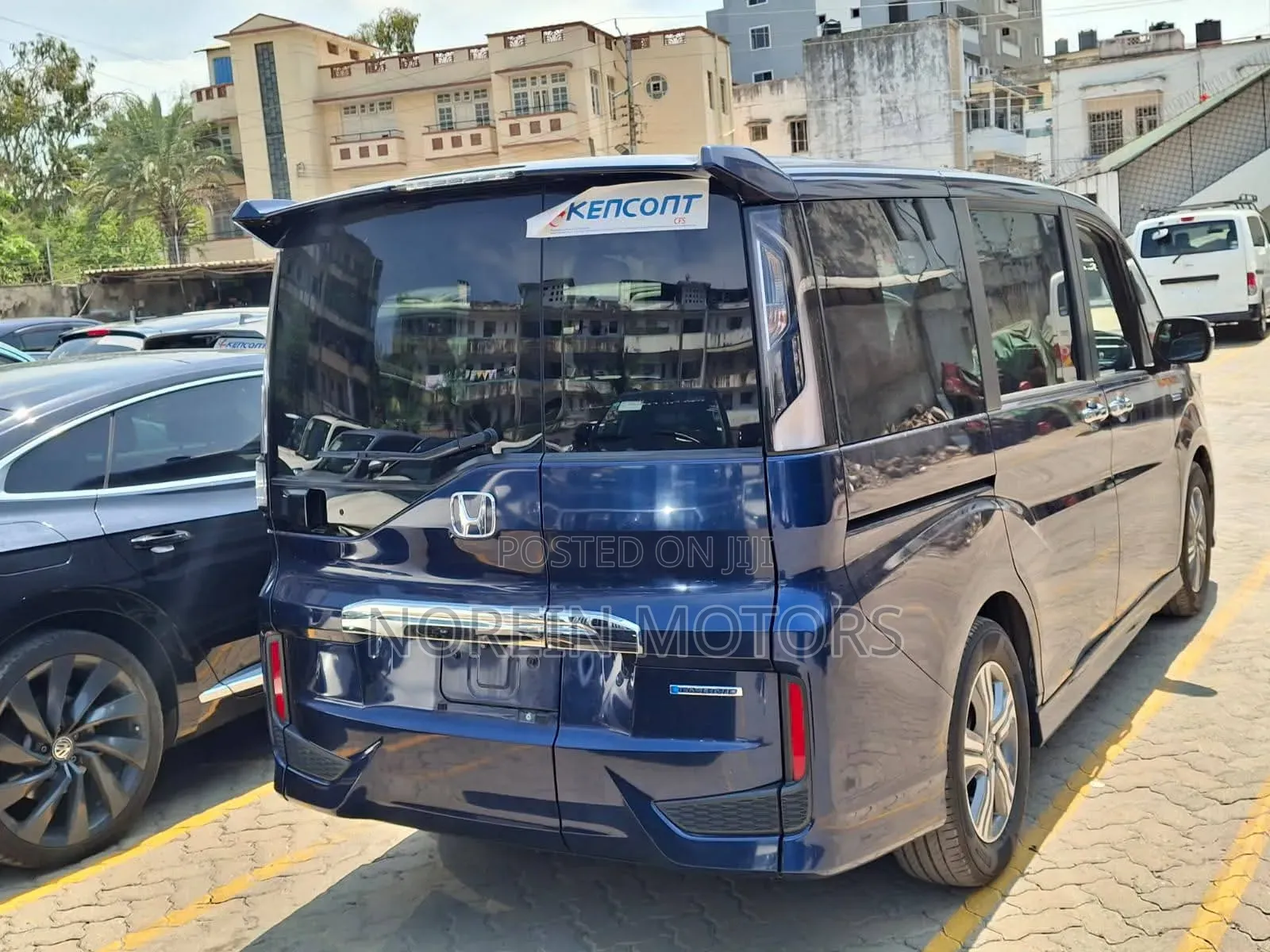 Honda Stepwgn 2018 Blue