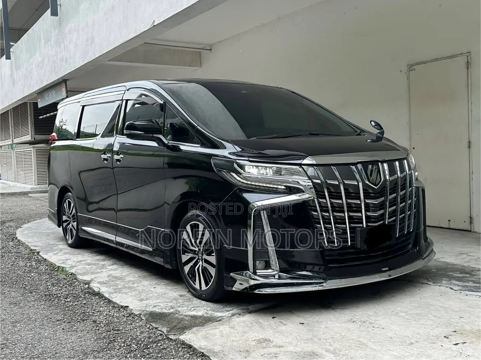 Toyota Alphard 2018 Matt Black