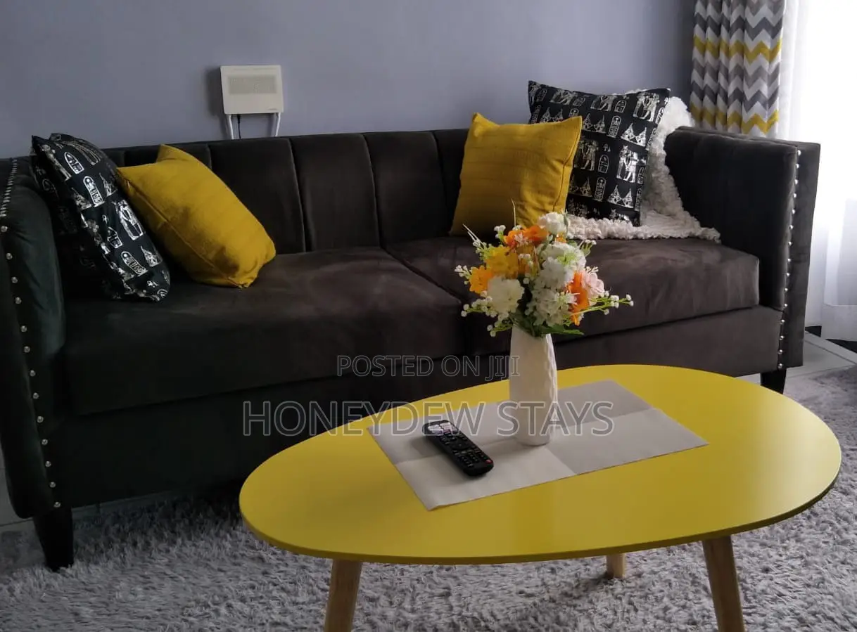 Executive Furnished Studio at Rio Vista Near Signature Mall