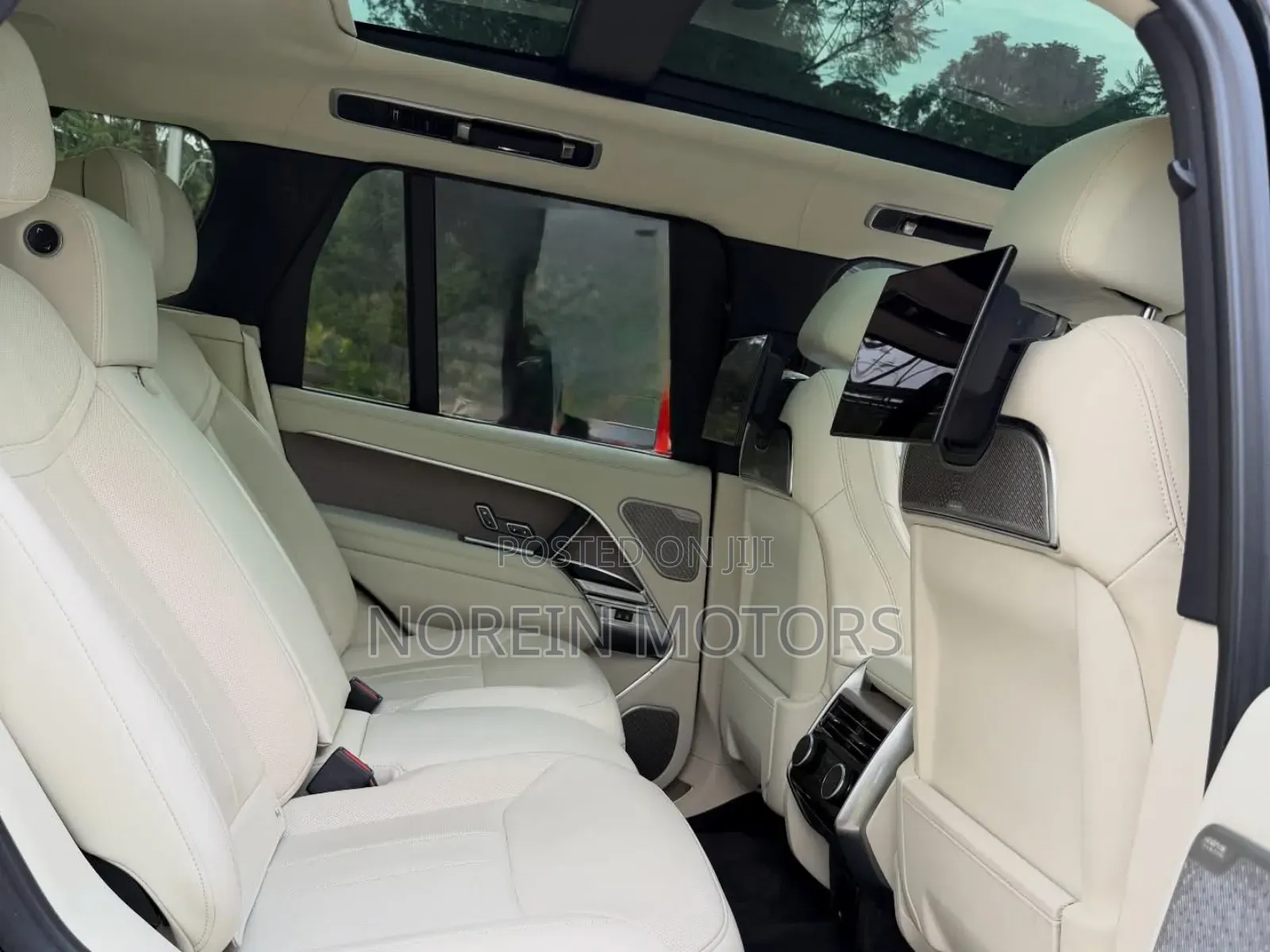 Land Rover Range Rover Vogue 2022 Matt Black