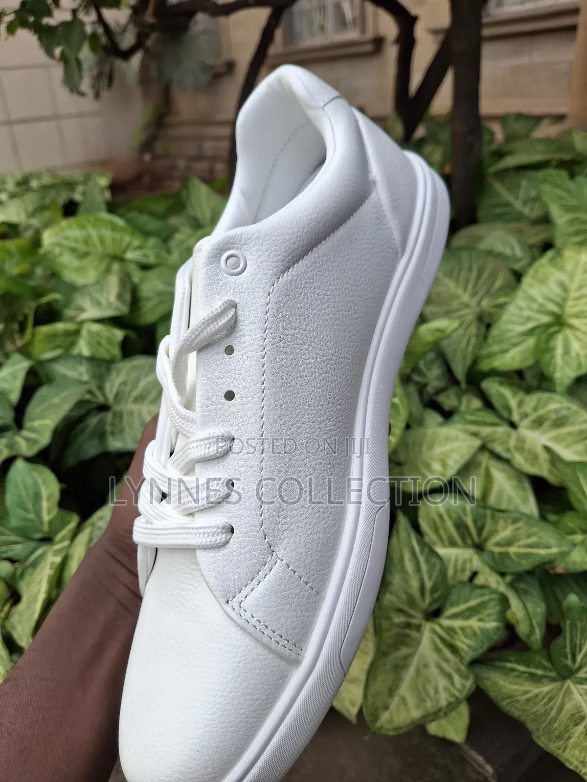 Calvin Klein White, Ck White Casuals
