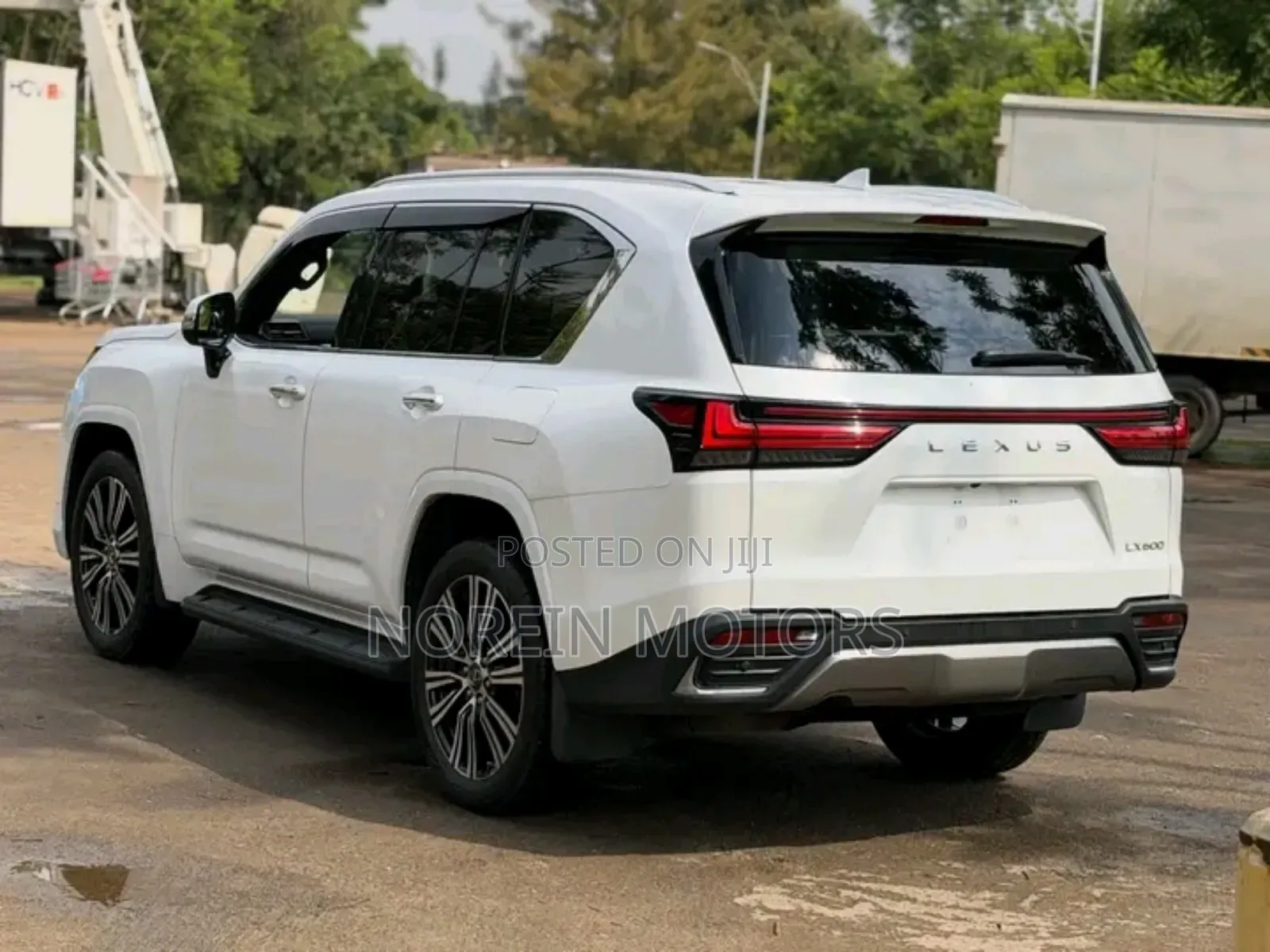 Lexus LX 2020 Pearl