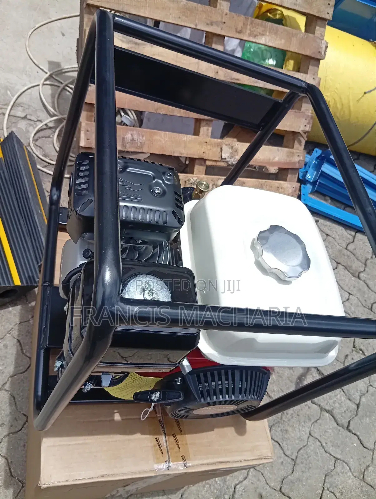 Poker Vibrator Machine