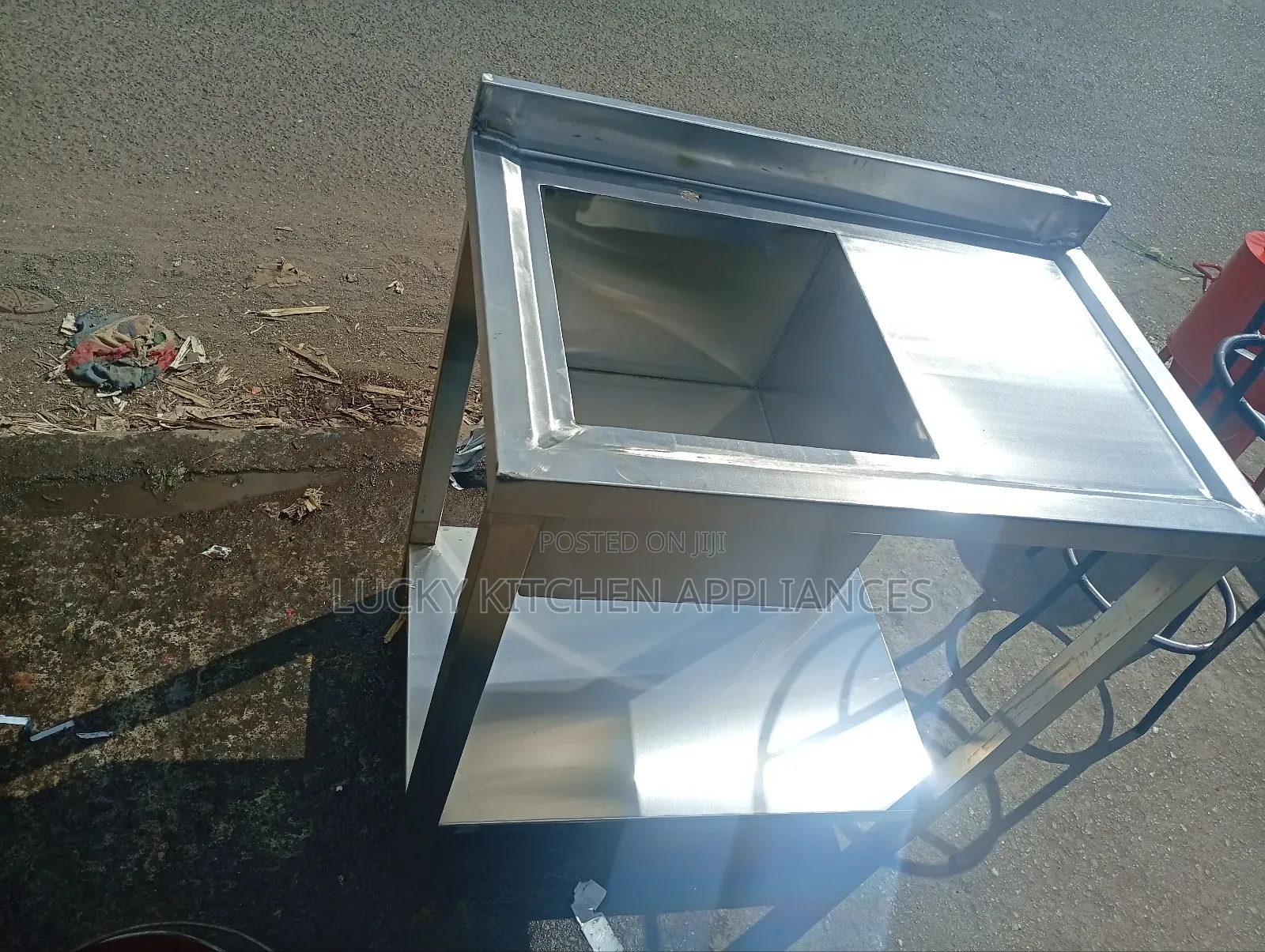 Heavy Duty Stainless Steel Single Bowl Sink.