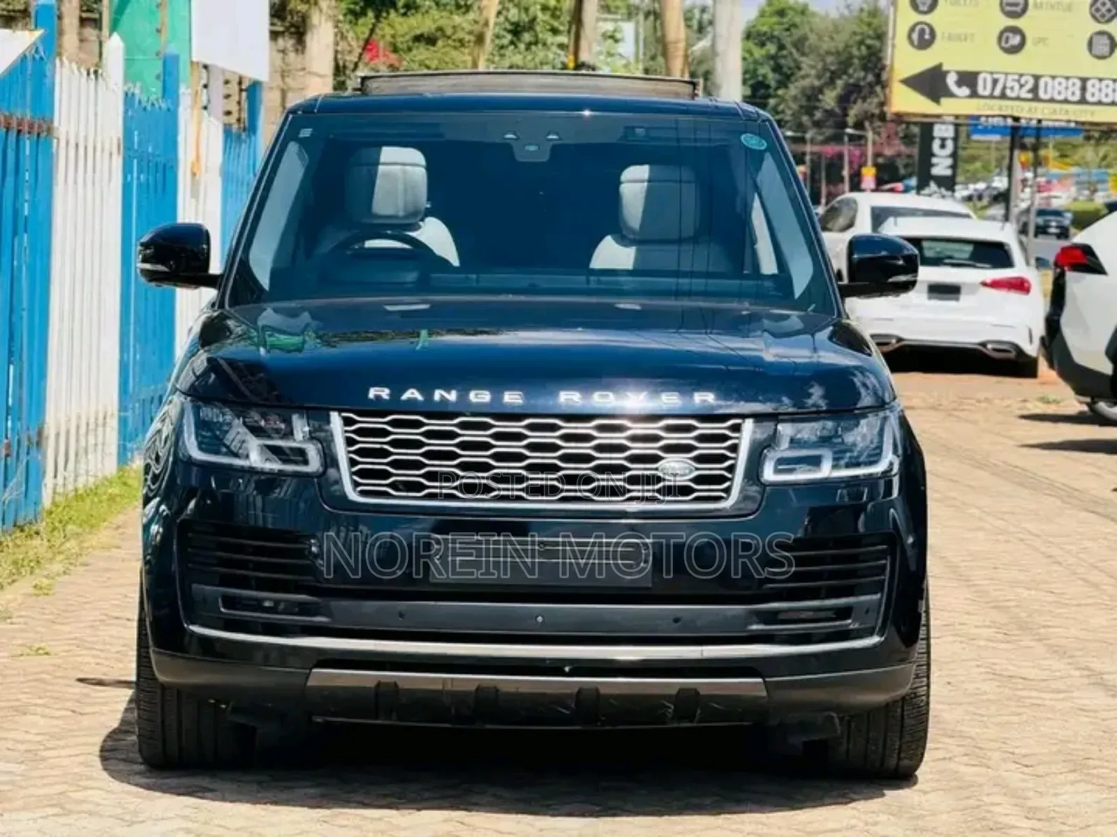 Land Rover Range Rover Vogue 2019 Matt Black