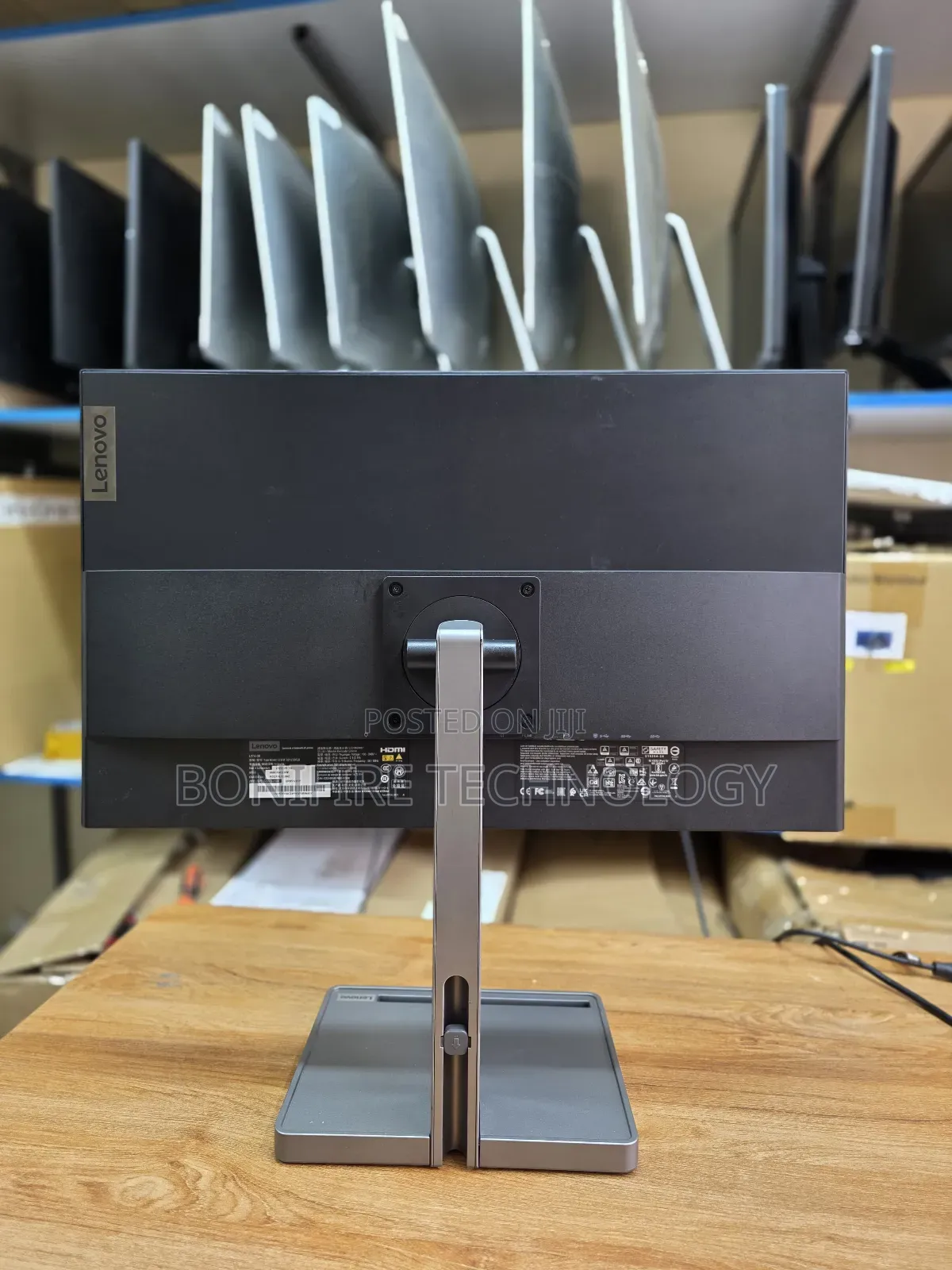Lenovo L27m-30
27 Inch 
1920*1080
100hz