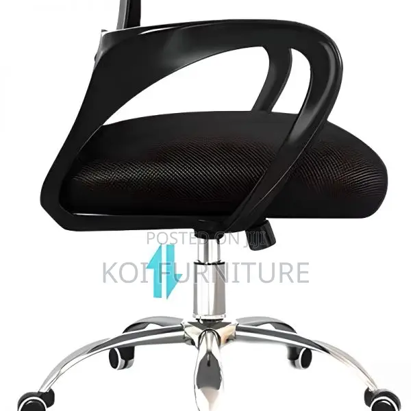 Office Chair : Generic Assembled Executive Office Chair