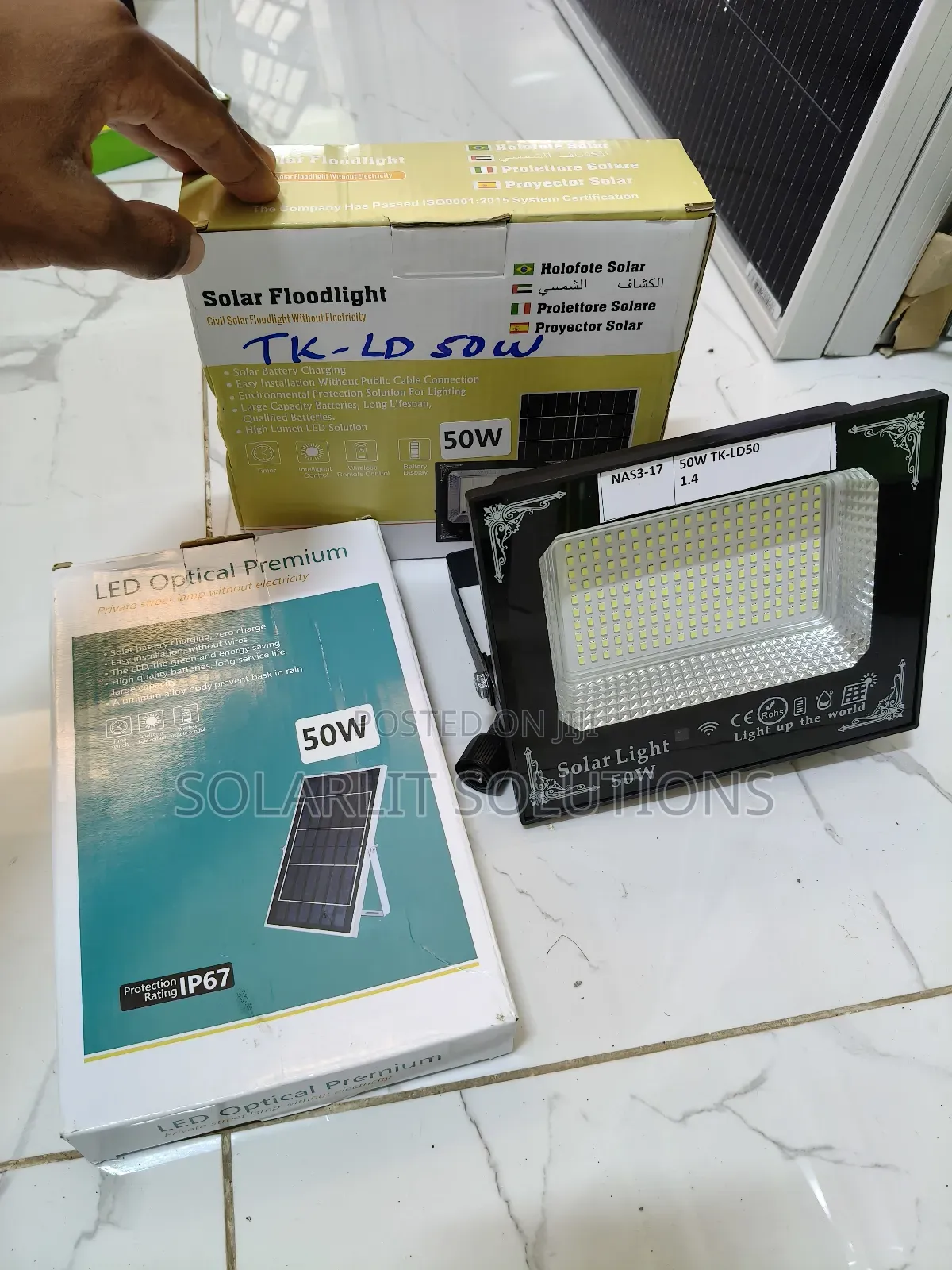 Eco-Friendly 50w Solar Floodlight for Night Security
