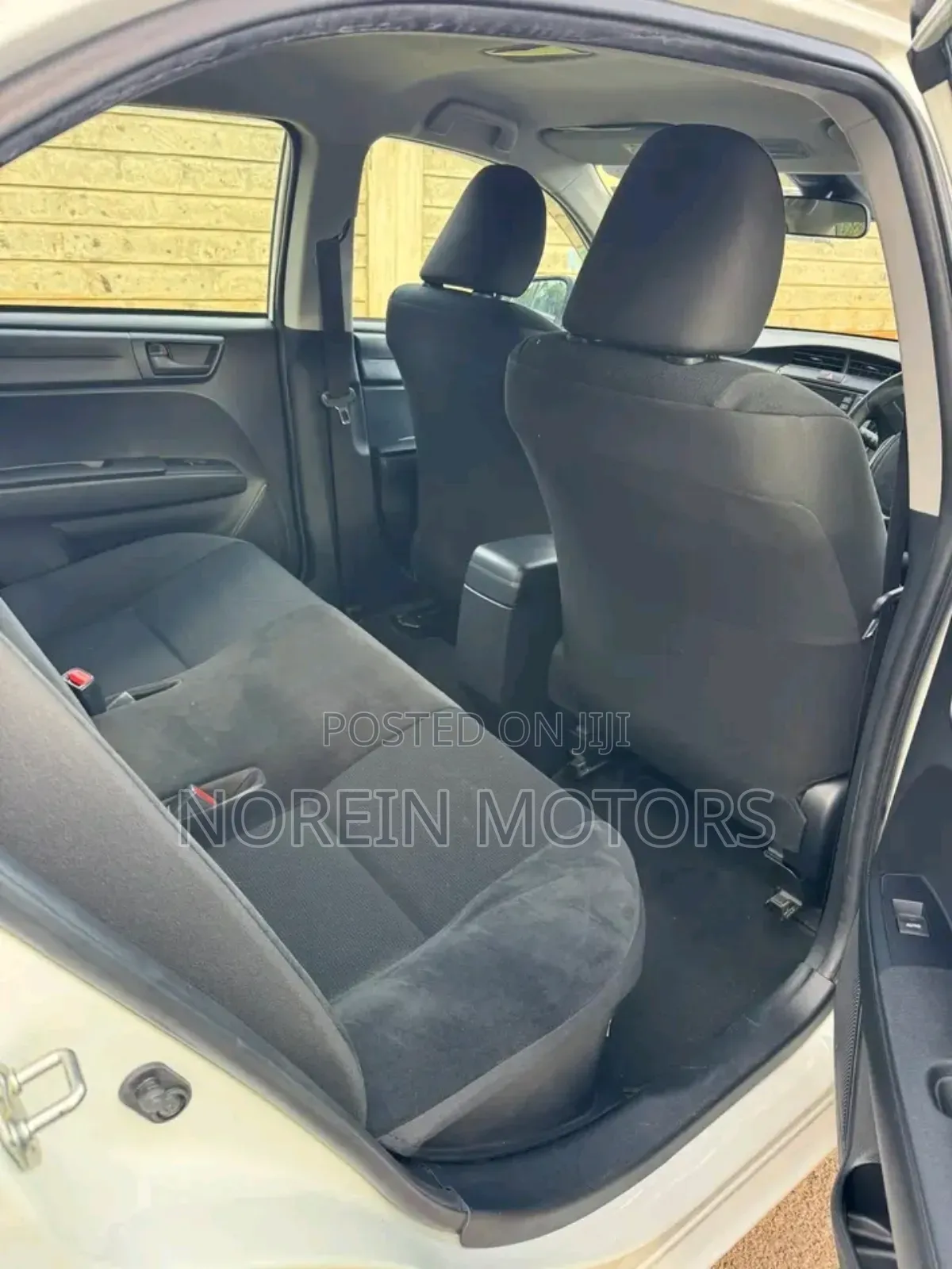 Toyota Axio 2019 Pearl