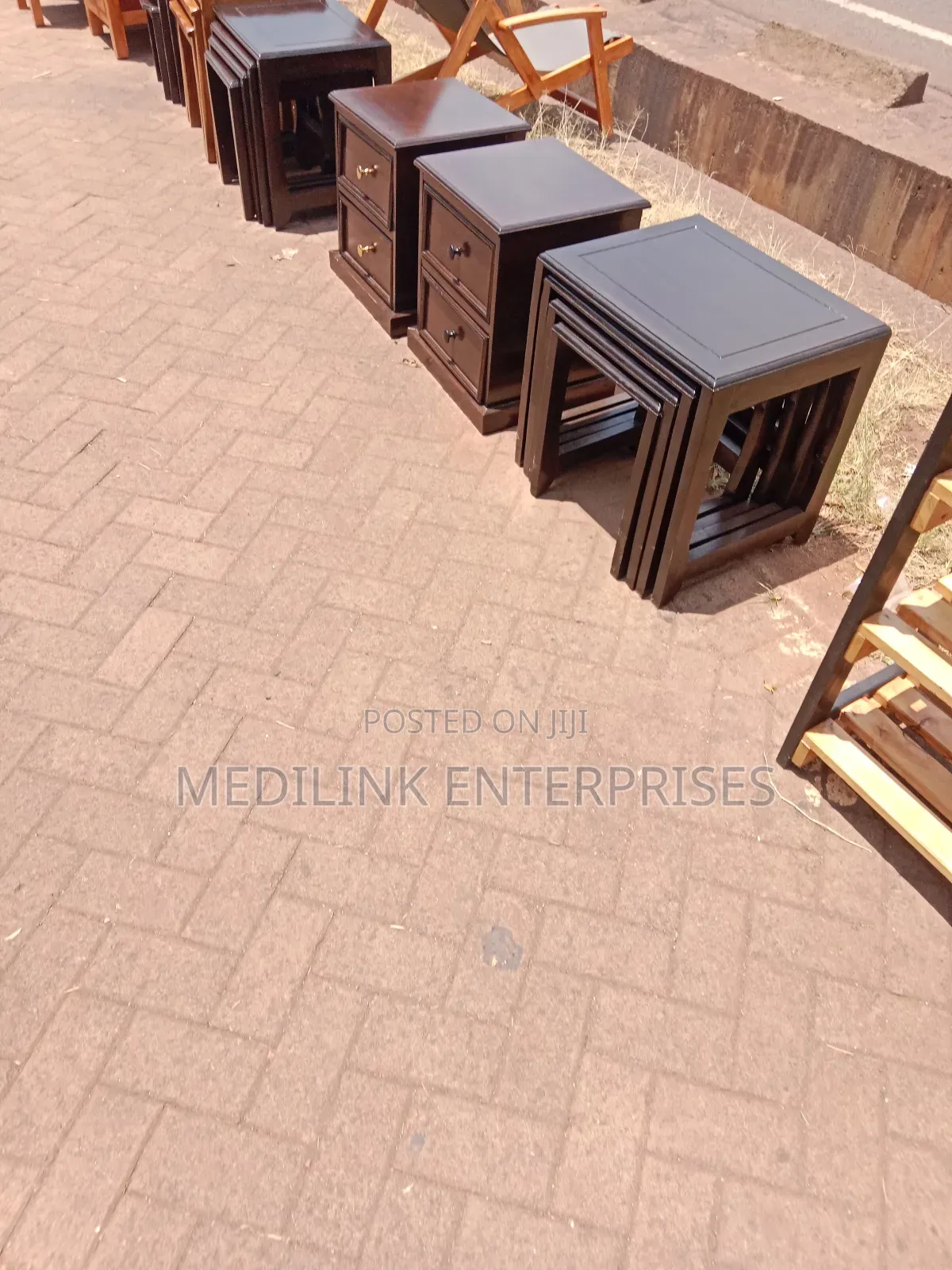 Solid Walnut Creek Coffee Table Nestle Stools