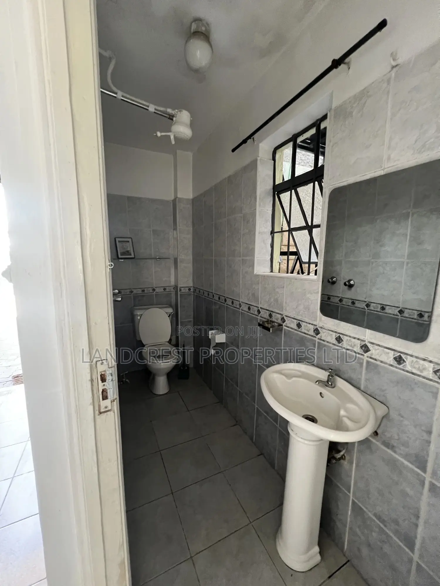 4bdrm Maisonette in South B for sale