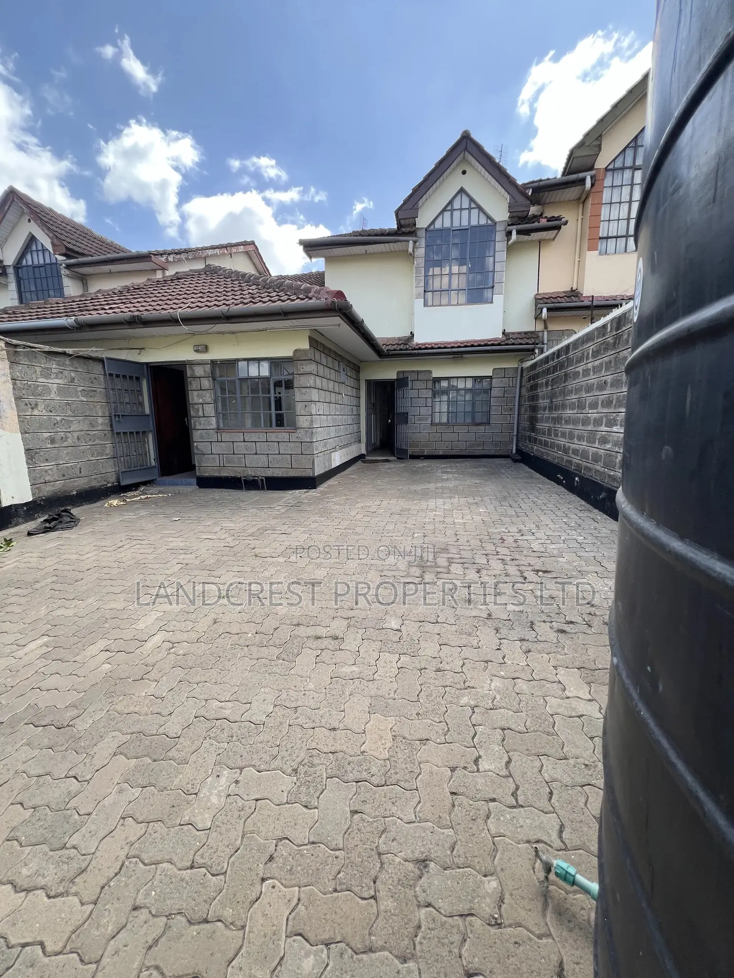 4bdrm Maisonette in South B for sale