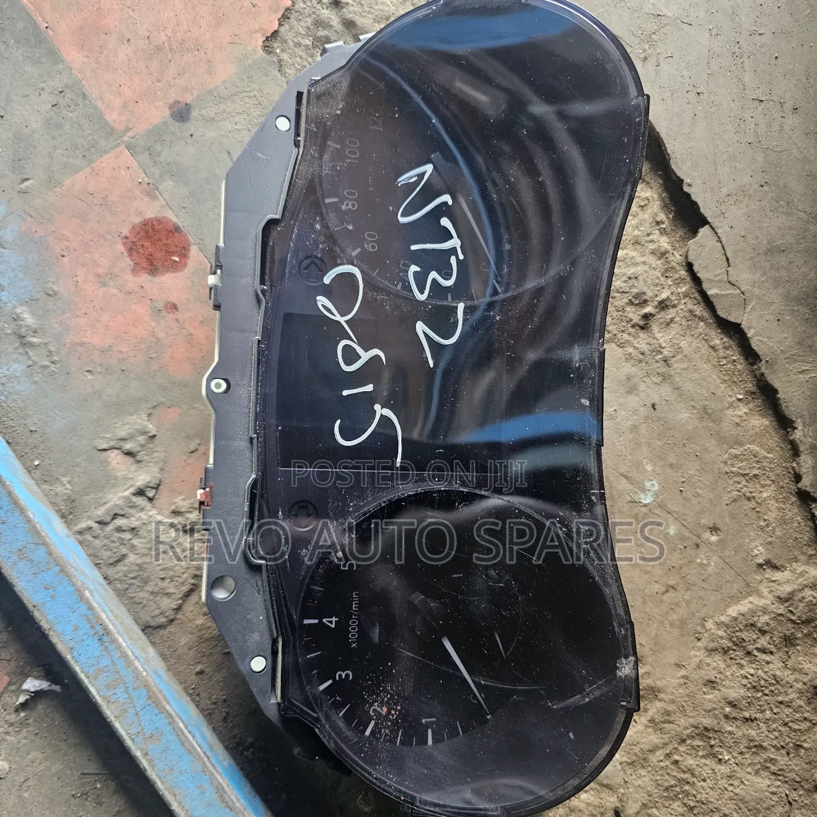 Dashboard Clock Nissan Xtrail T32