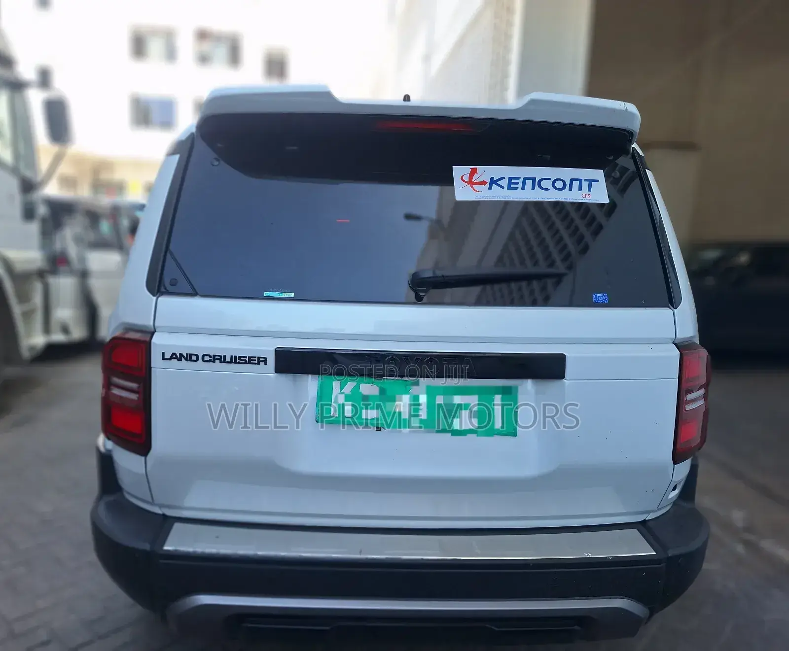 Toyota Land Cruiser Prado 2.8 2024 White