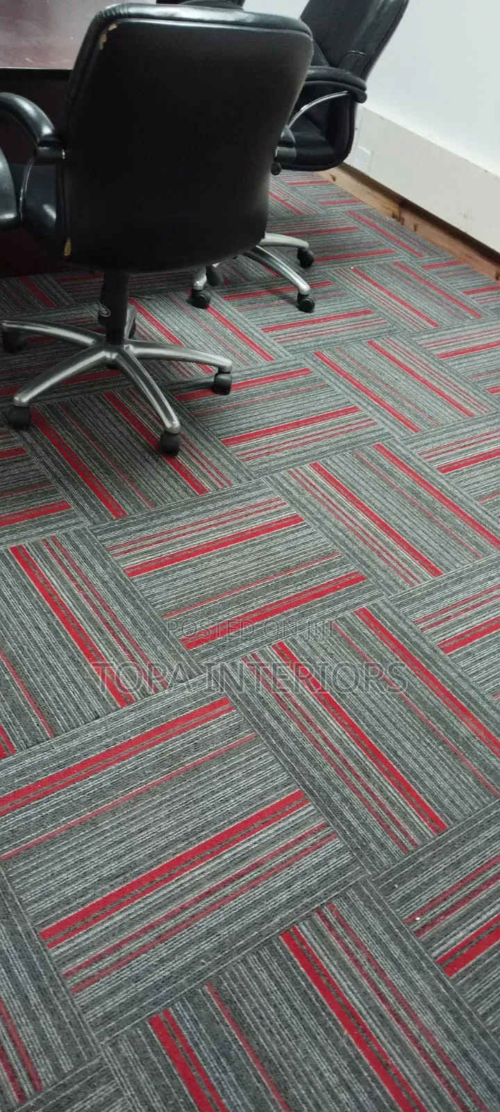 Red and Grey Square Floor Carpets for Office Flooring