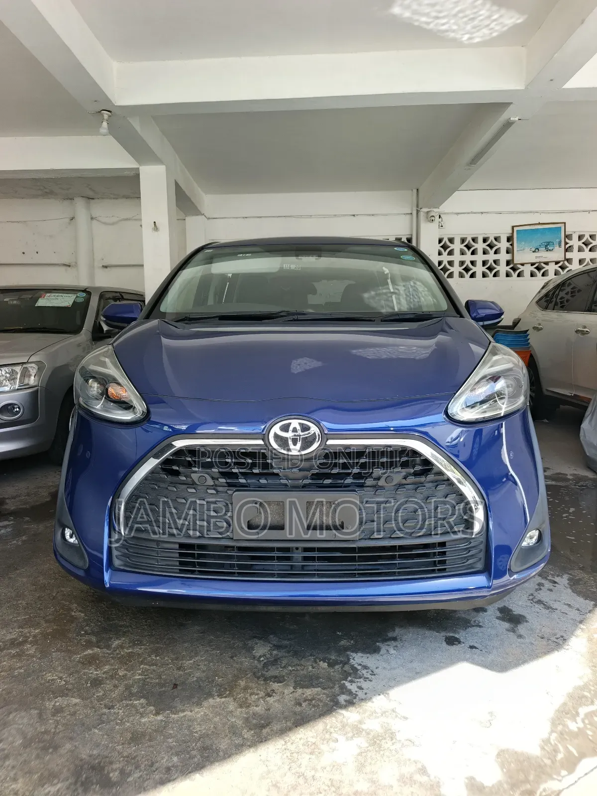 Toyota Sienta 1.5 FWD (6-seater) 2020 Blue