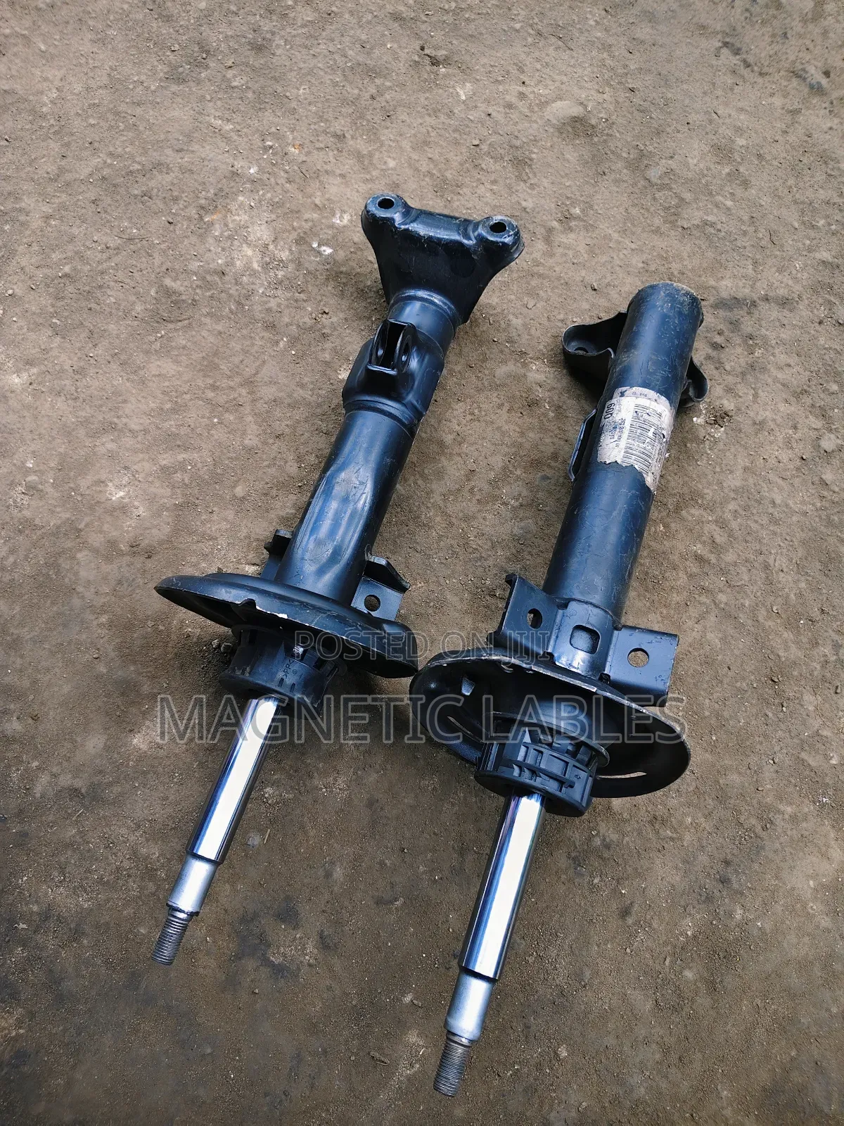 Mercedes-Benz W204 Front Shocks Absorbers