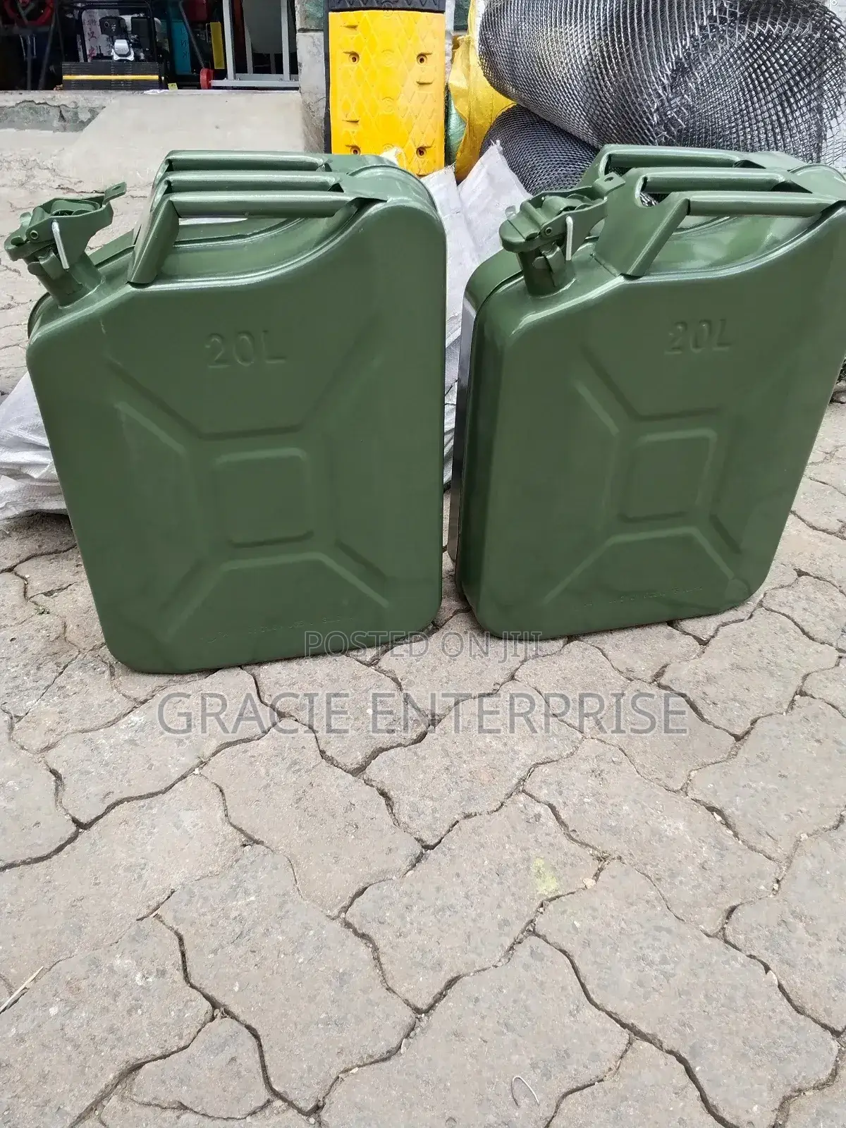Jeep Can/ Fuel Jerrycan
