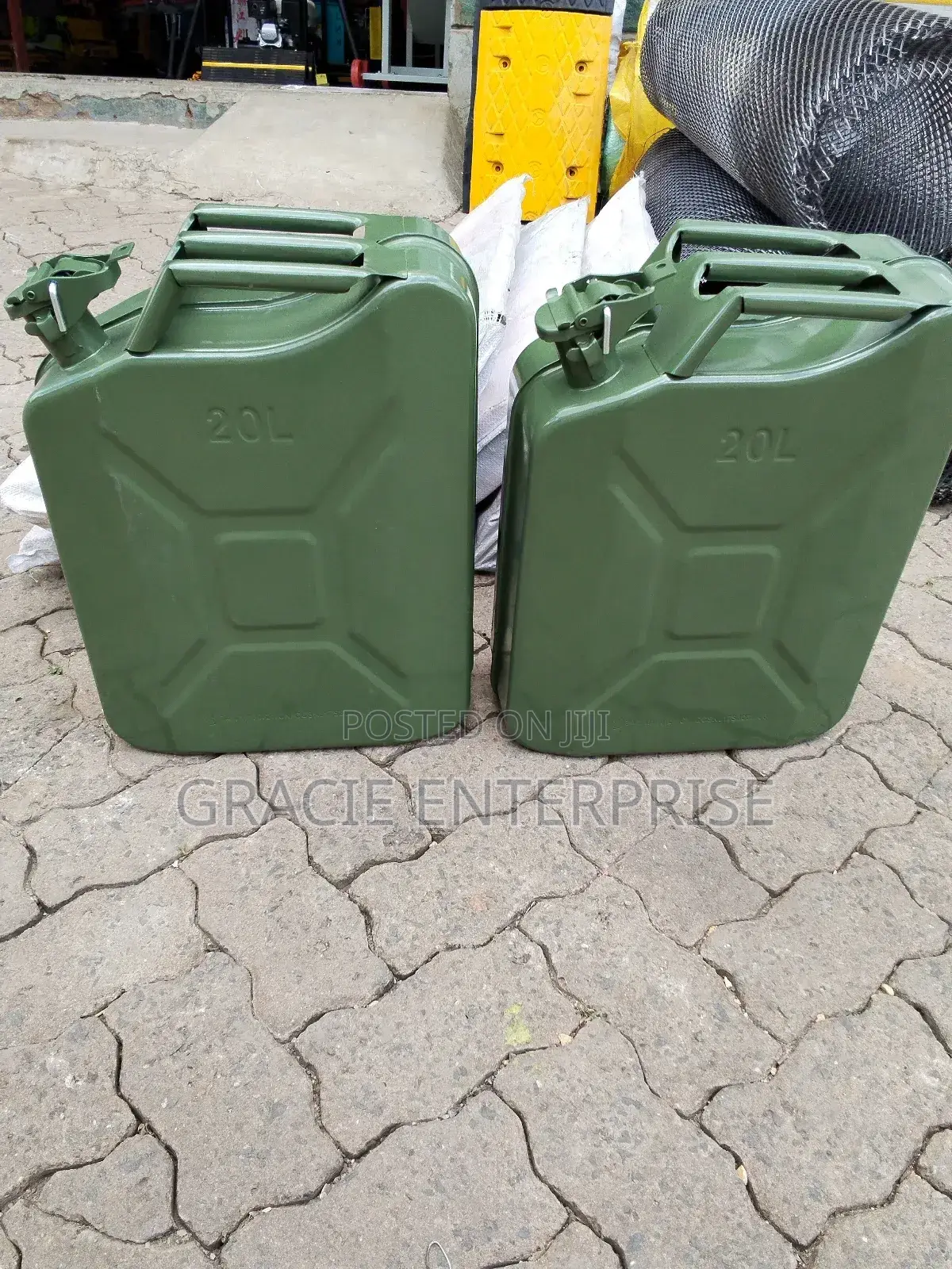 Water Storage Can/ Fuel Jerrycan