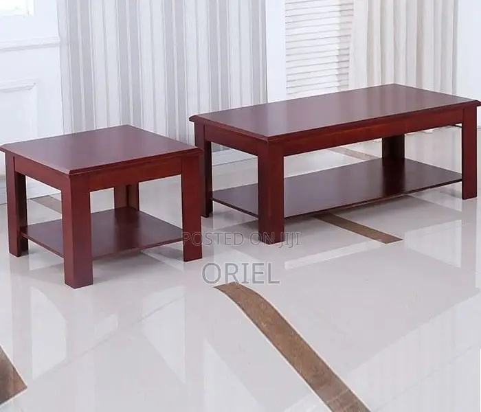 Coffee Table : Modern Office / Living Room Coffee Table
