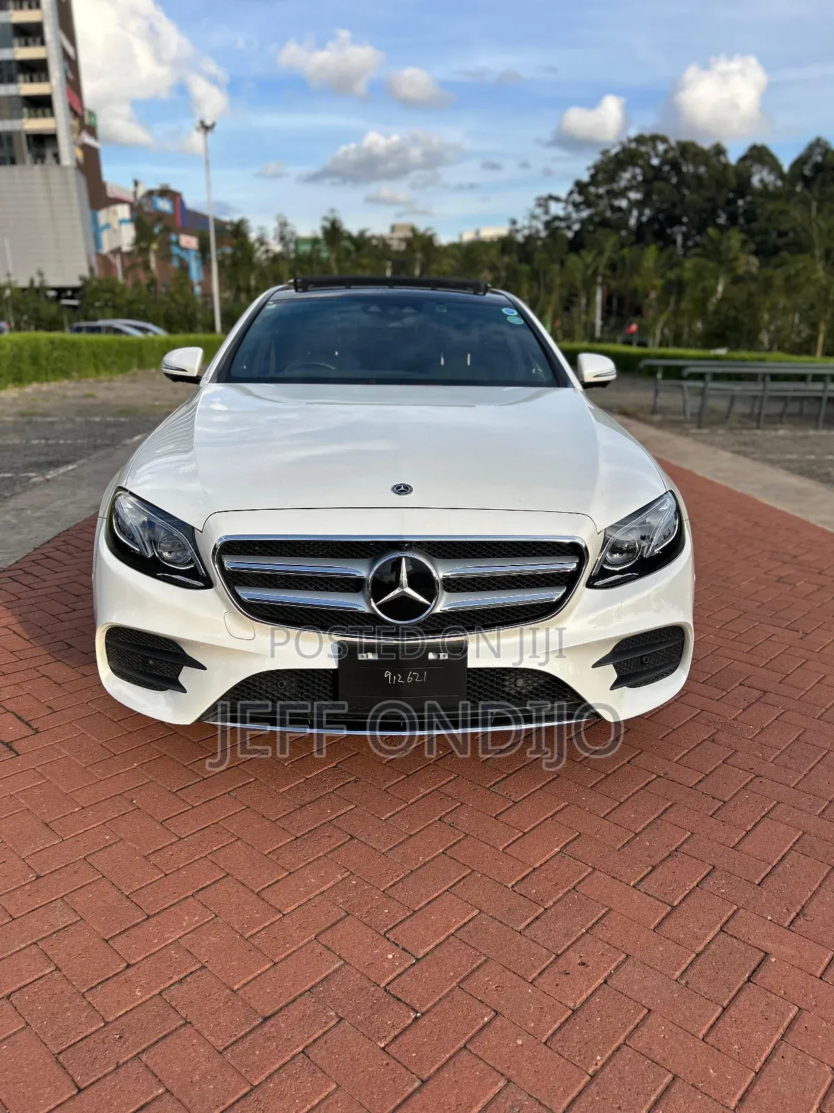 Mercedes-Benz E300 2019 White