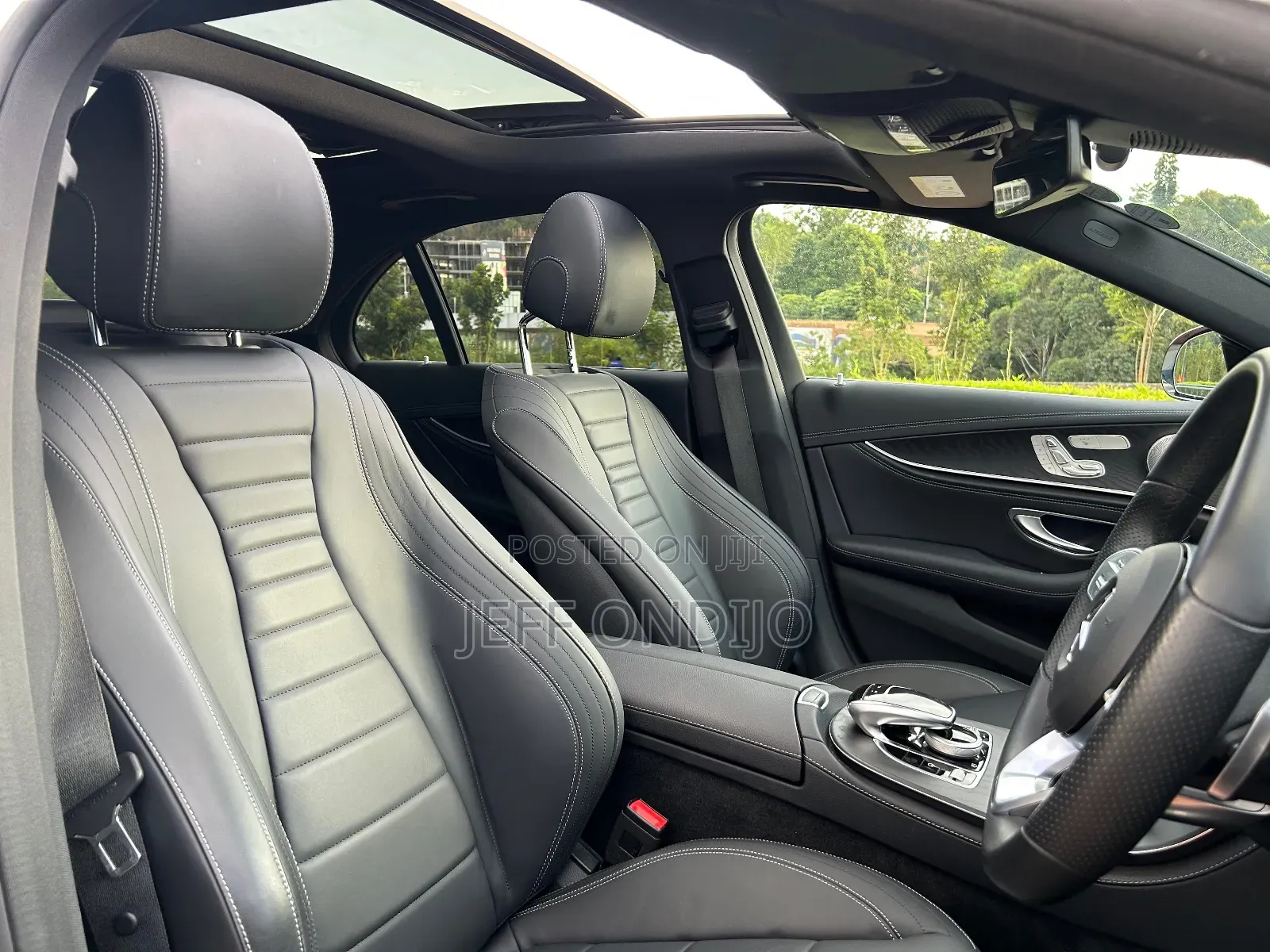 Mercedes-Benz E300 2019 White