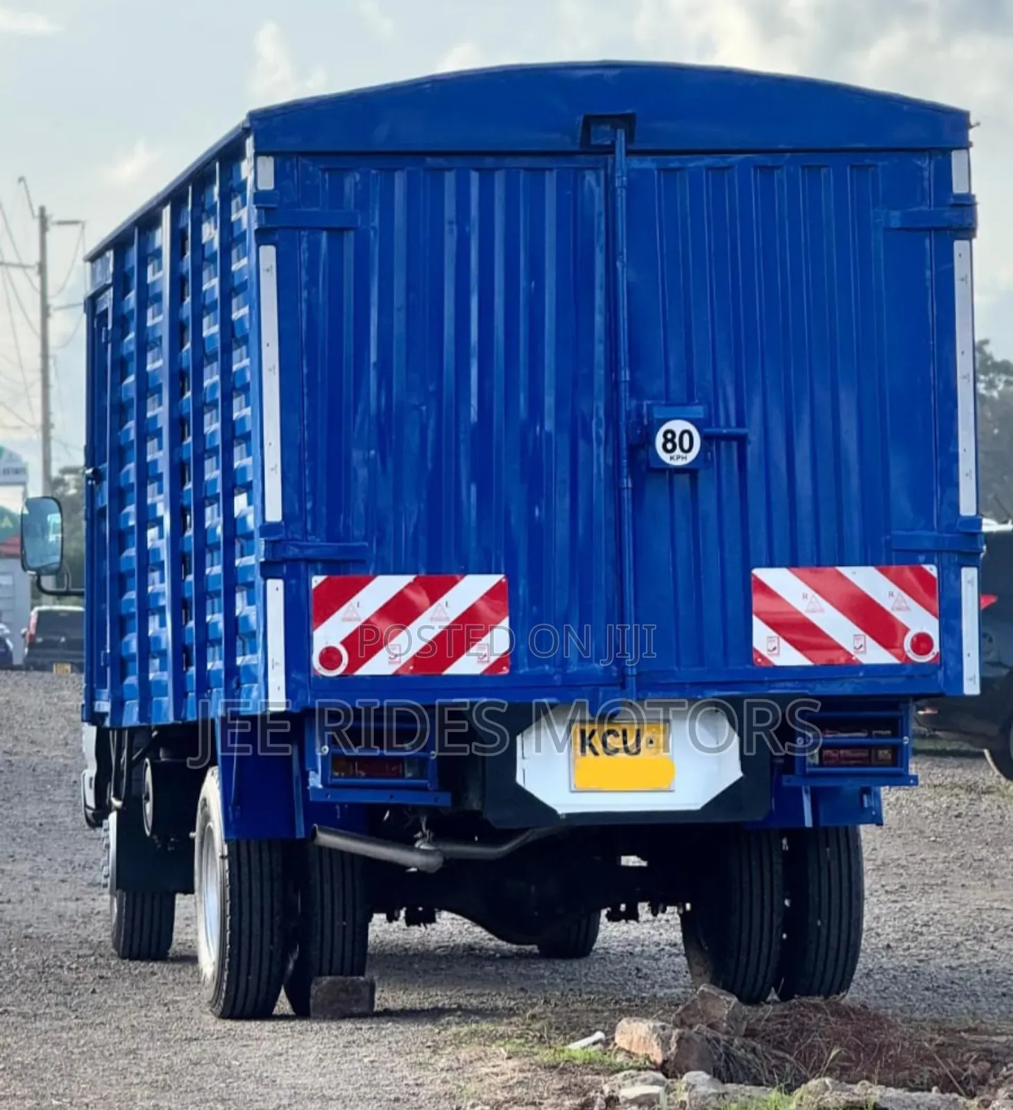 Isuzu NPR Cover Body 2019 Local
