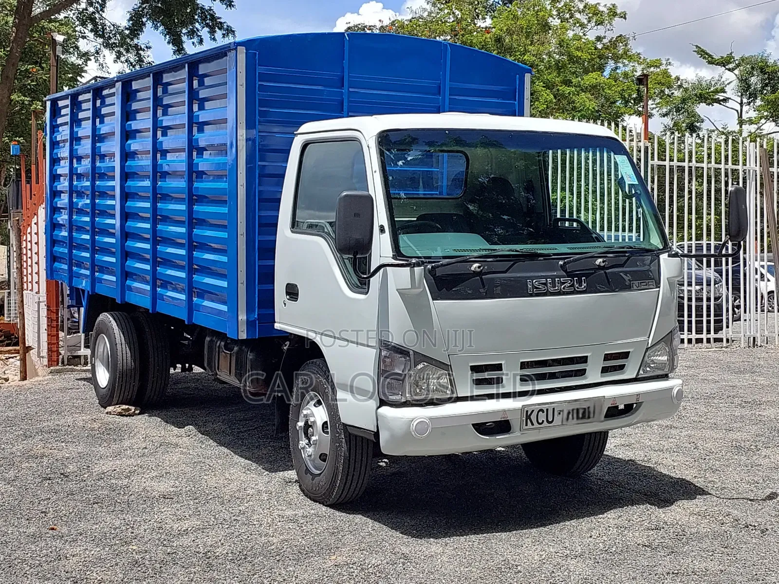 Isuzu NPR Truck