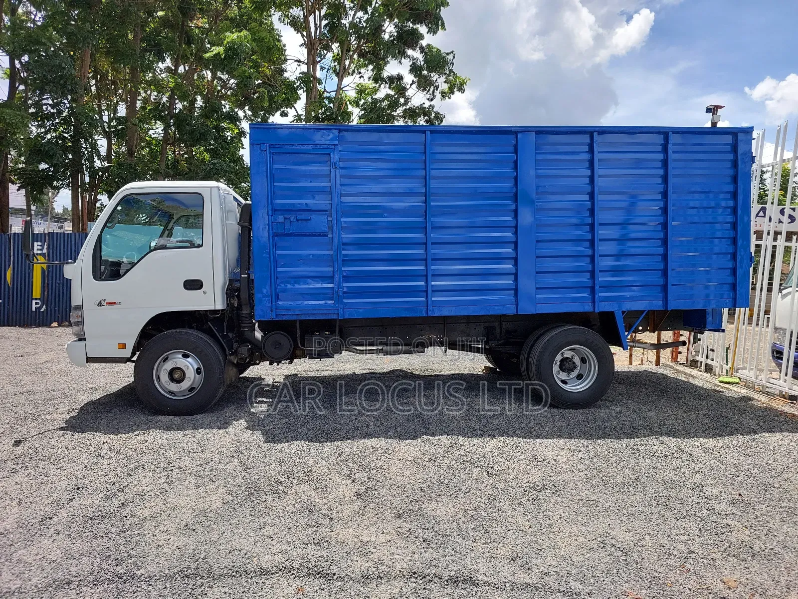 Isuzu NPR Truck