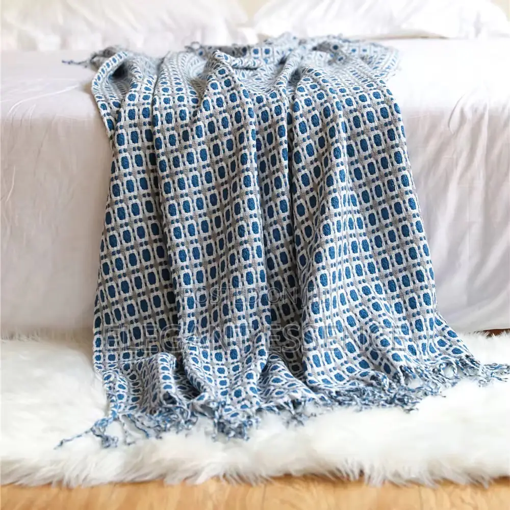 Printed Knitted Throw Blanket