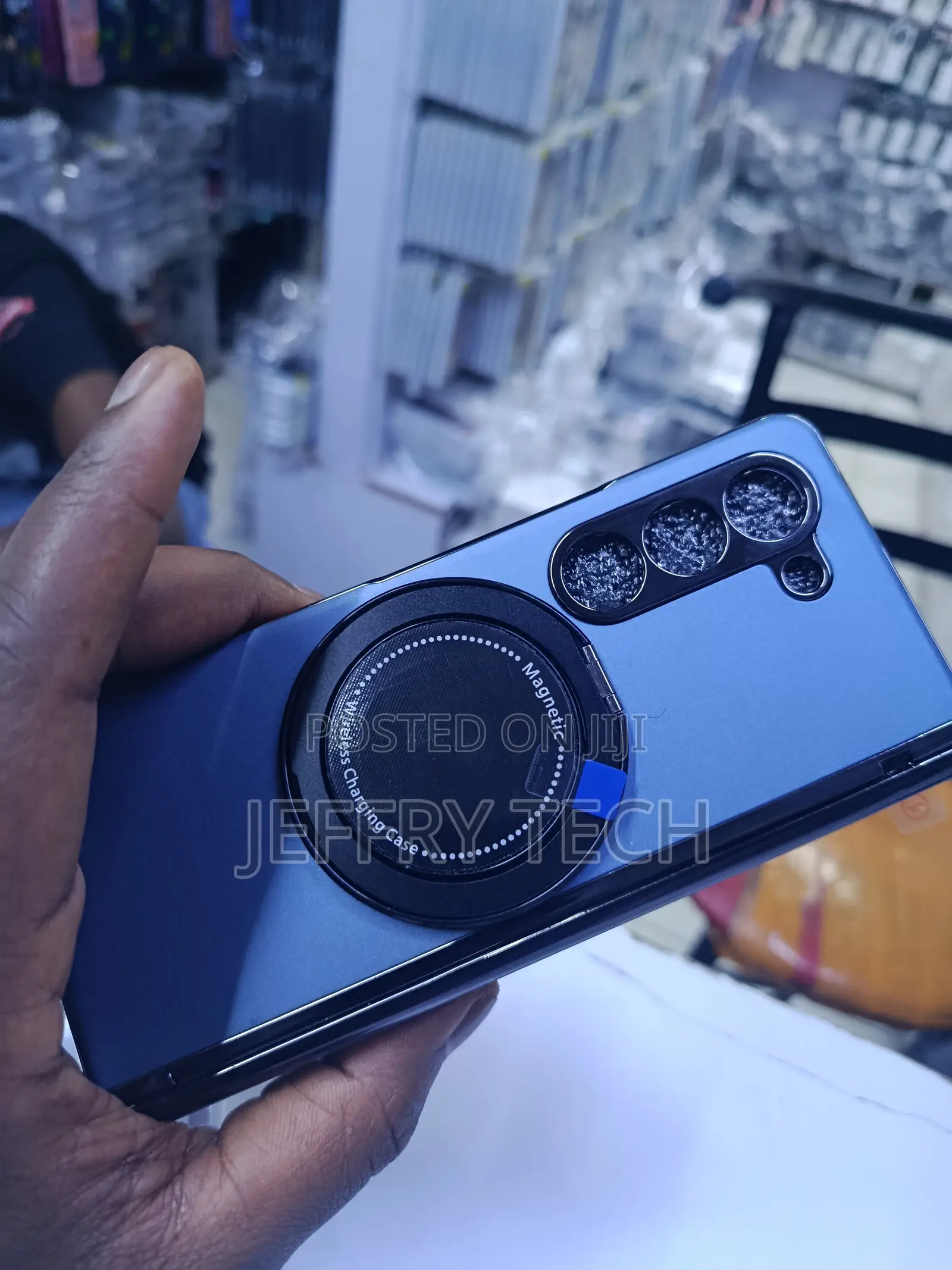 Magnetic Wireless Charging Case for the Samsung Galaxy Z Fold 5